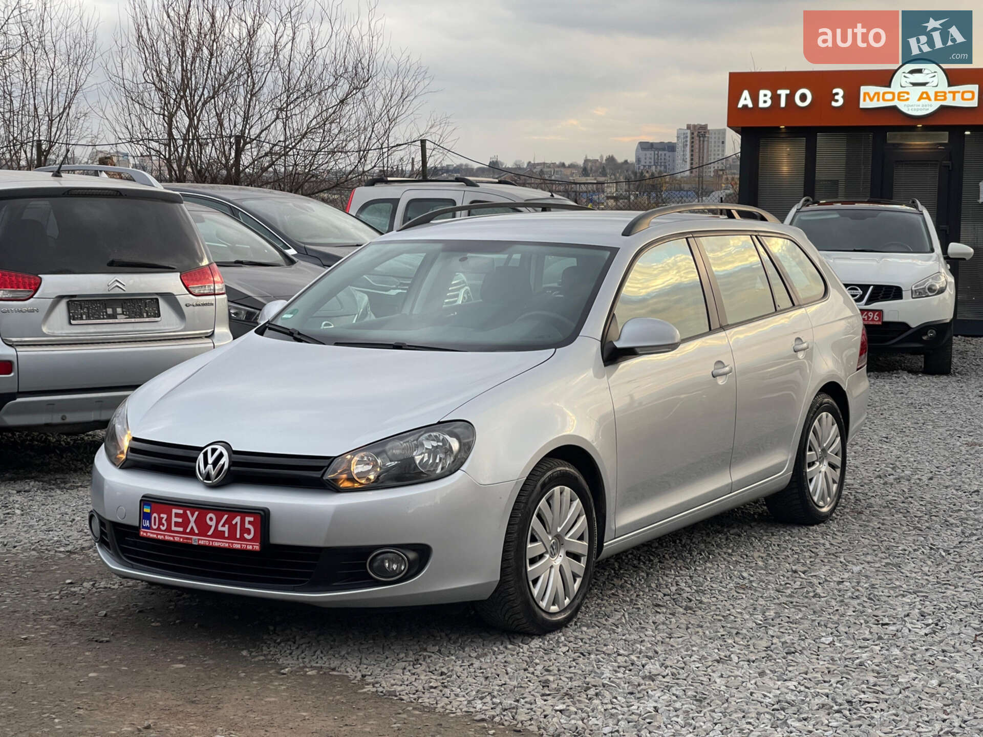 VOLKSWAGEN GOLF 2010