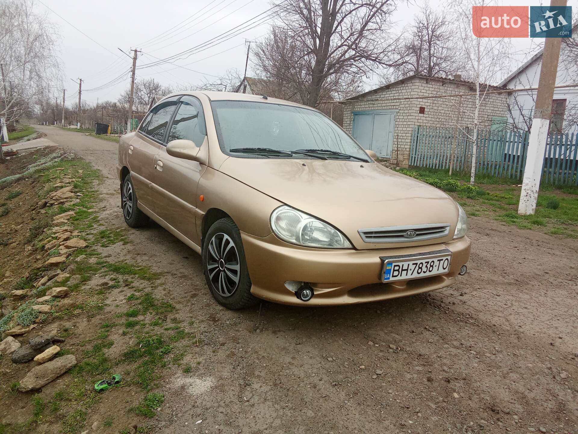 KIA RIO 2002