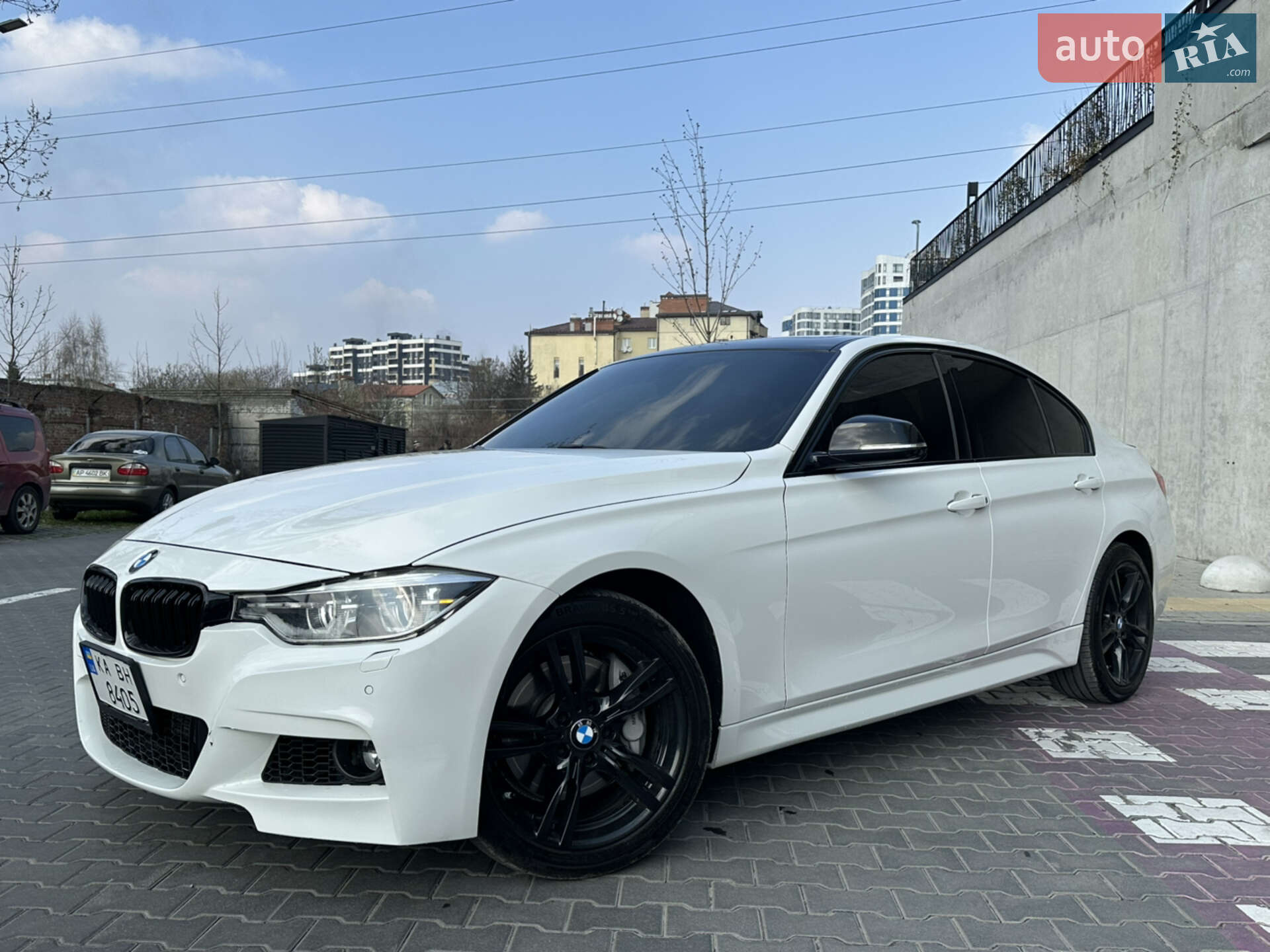 BMW 328 2016