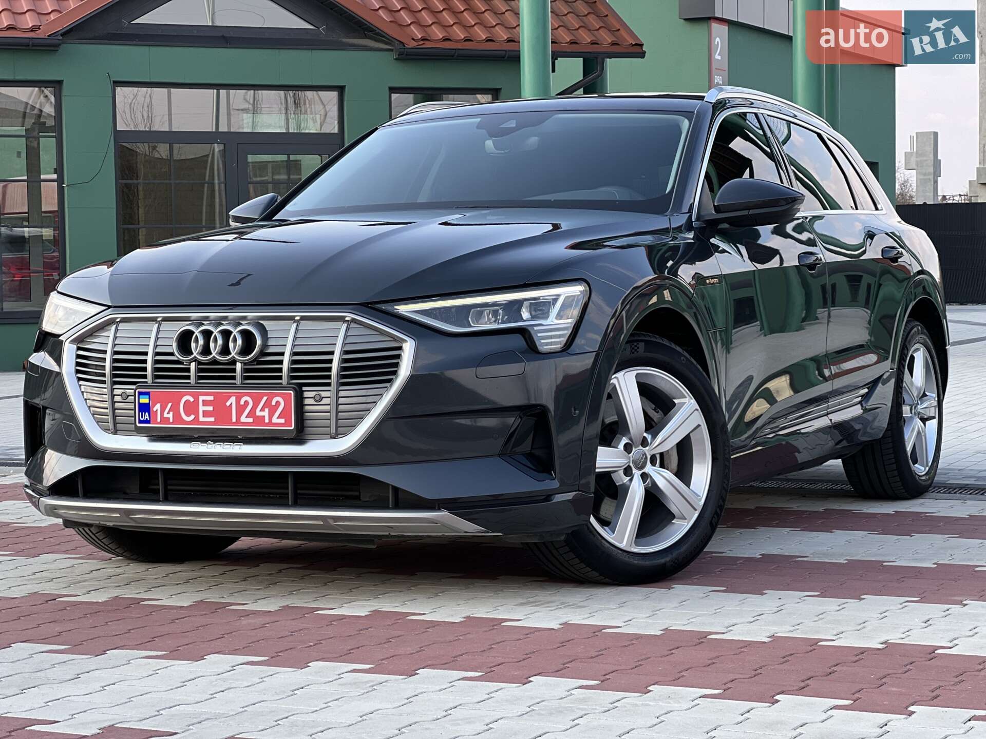 AUDI E-TRON 50 2019