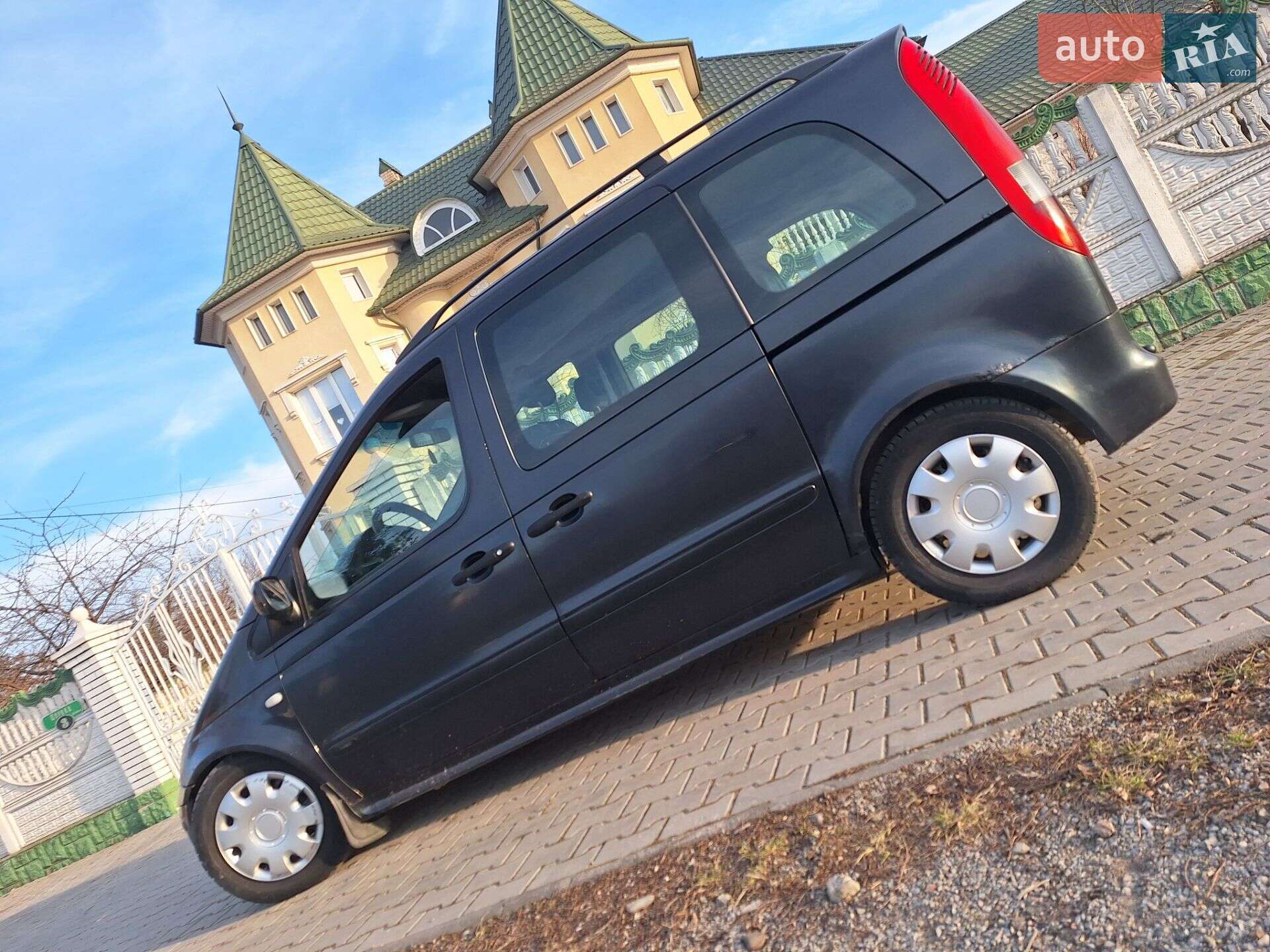MERCEDES-BENZ VANEO 2002