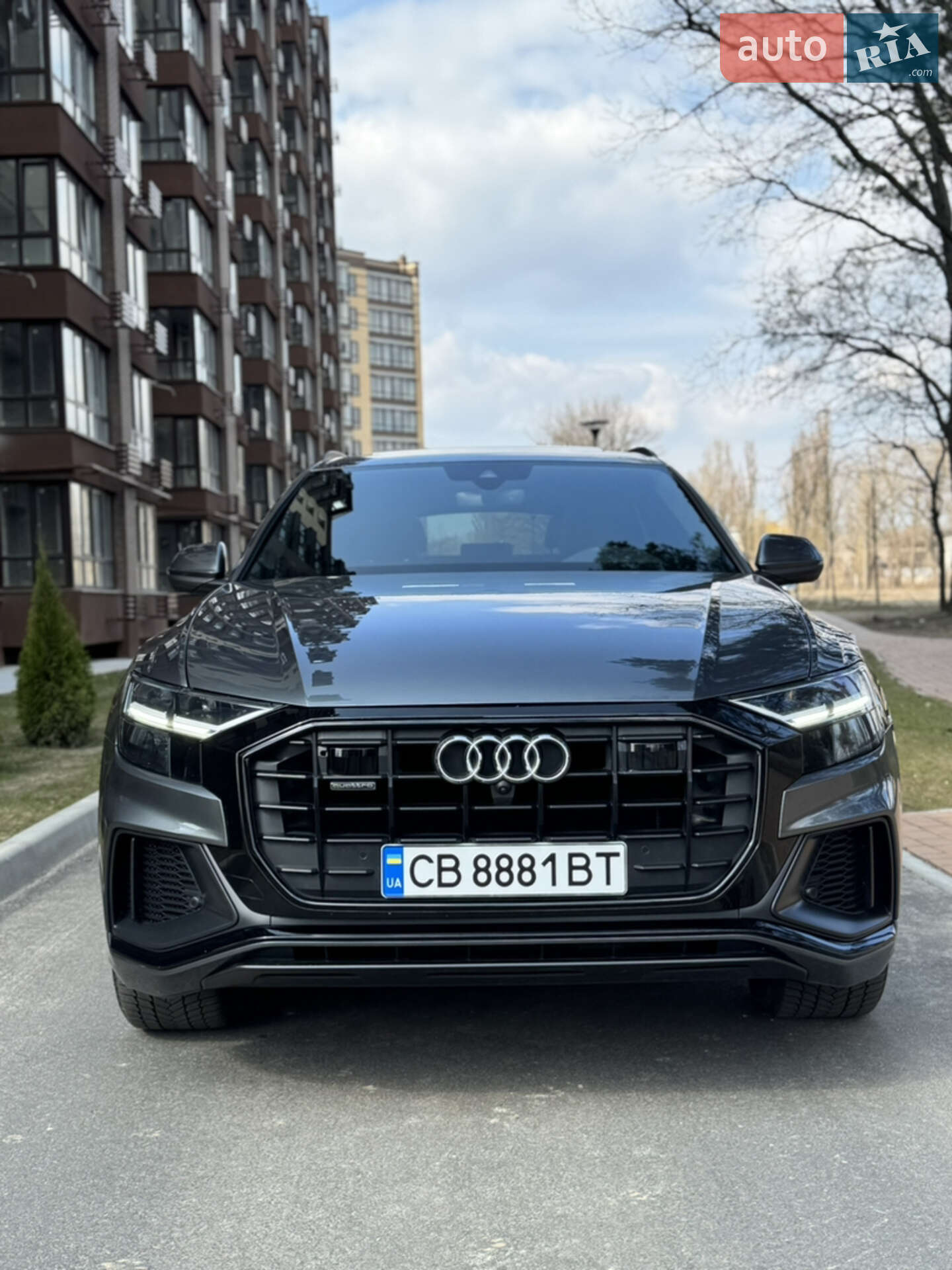 AUDI Q8