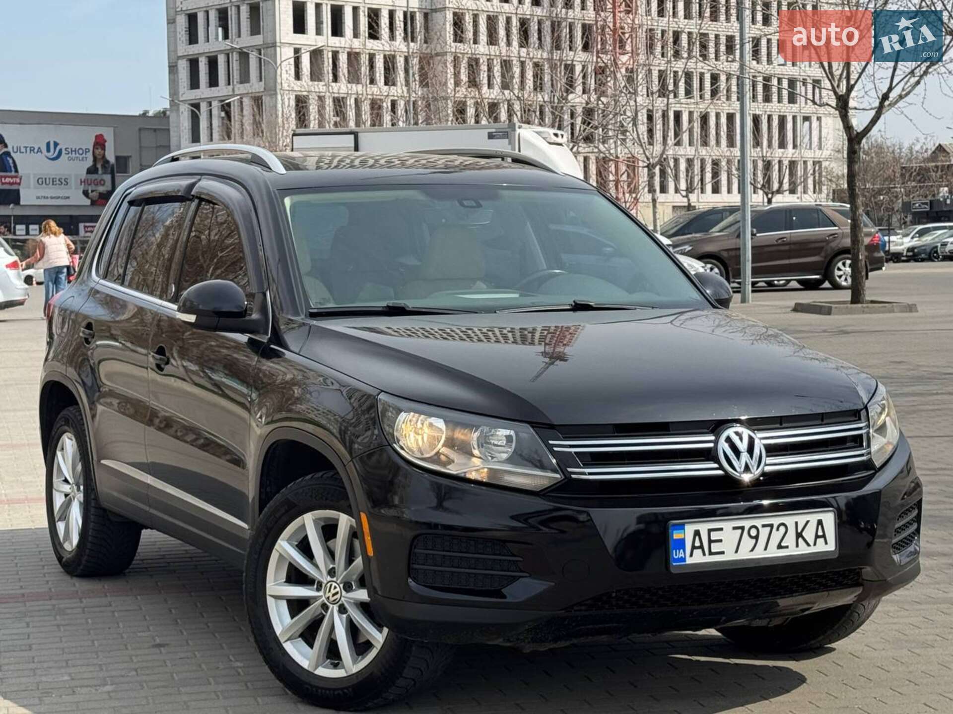 VOLKSWAGEN TIGUAN 2017