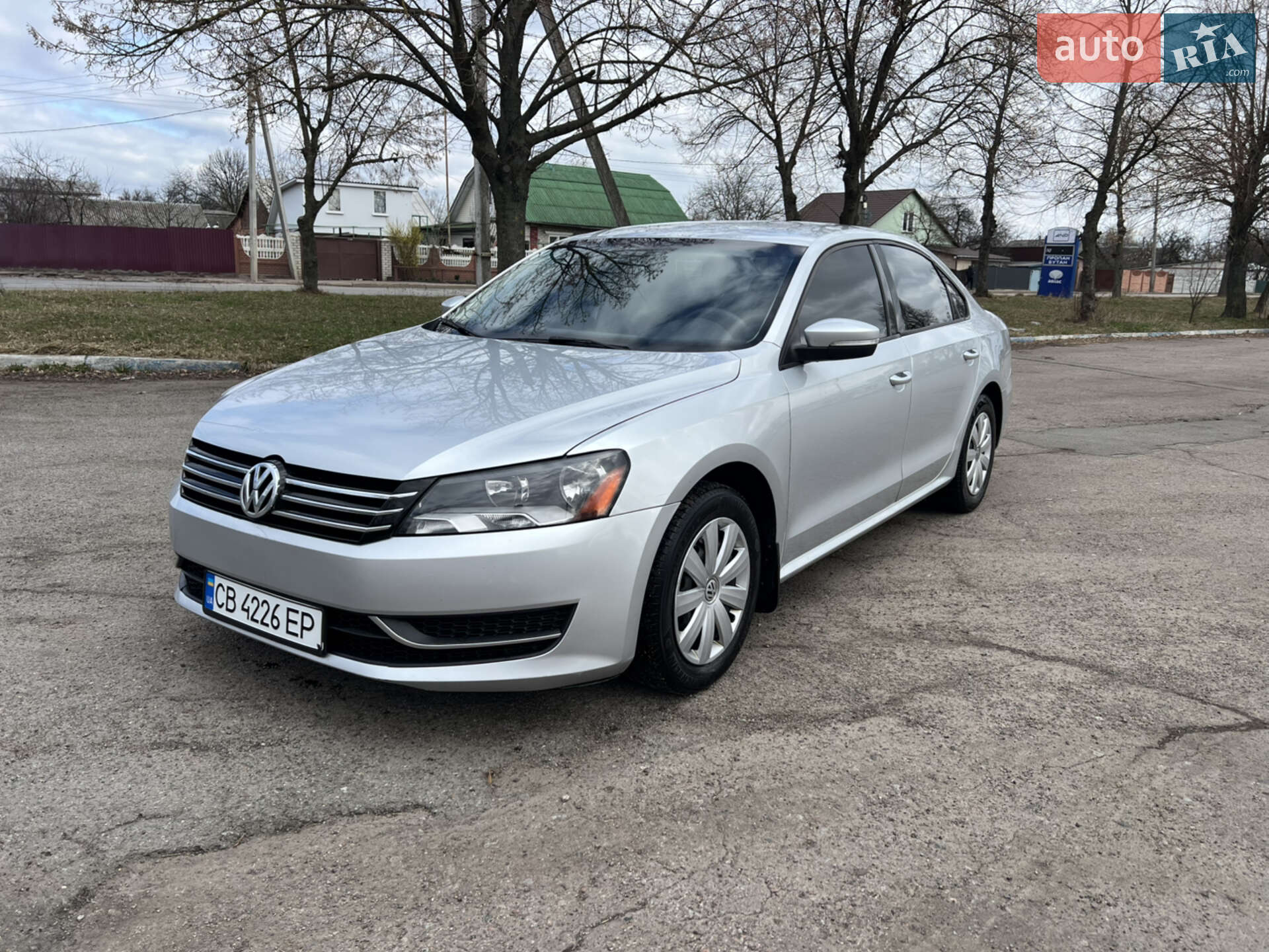 VOLKSWAGEN PASSAT 2012