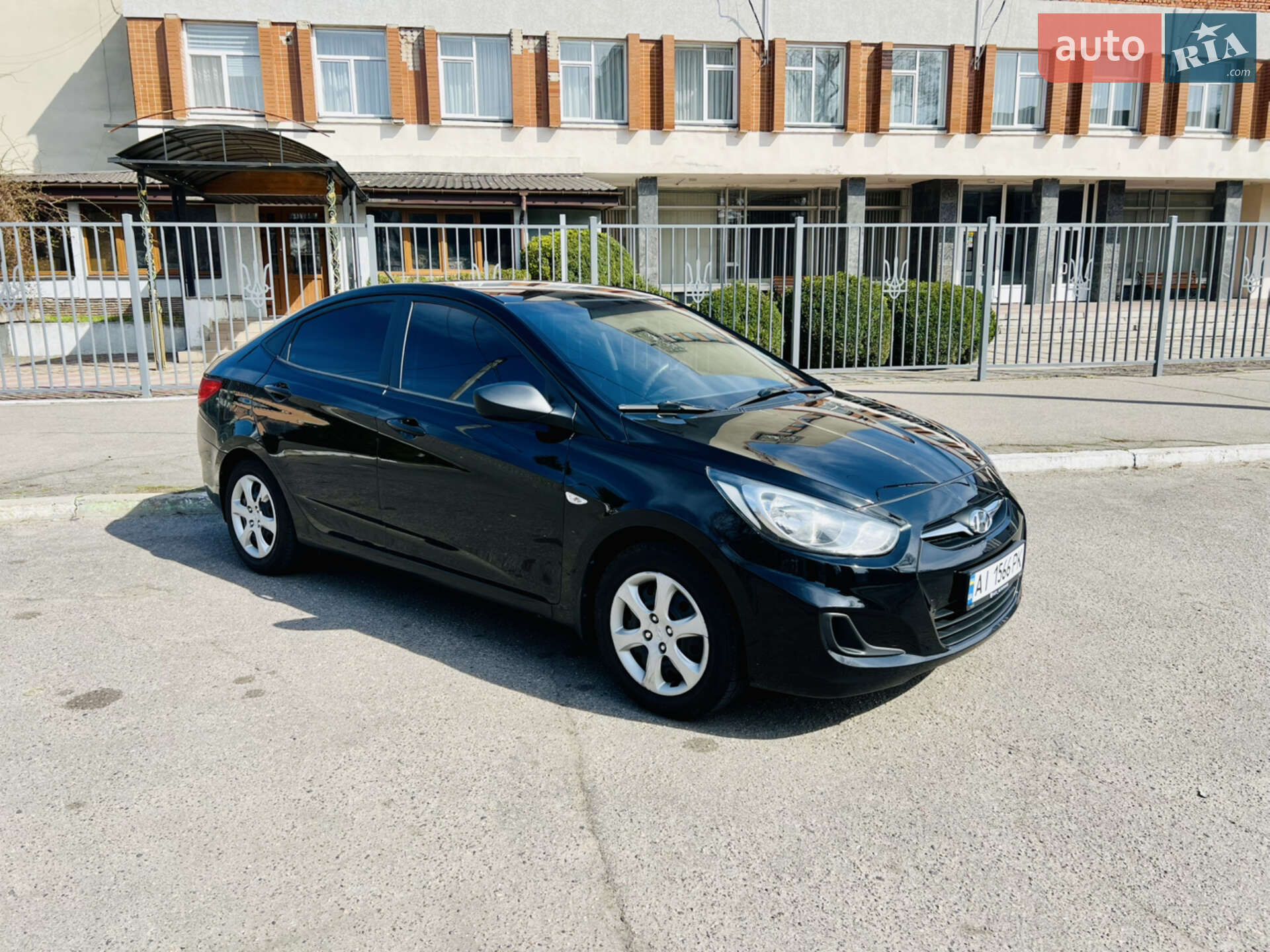 HYUNDAI ACCENT 2012