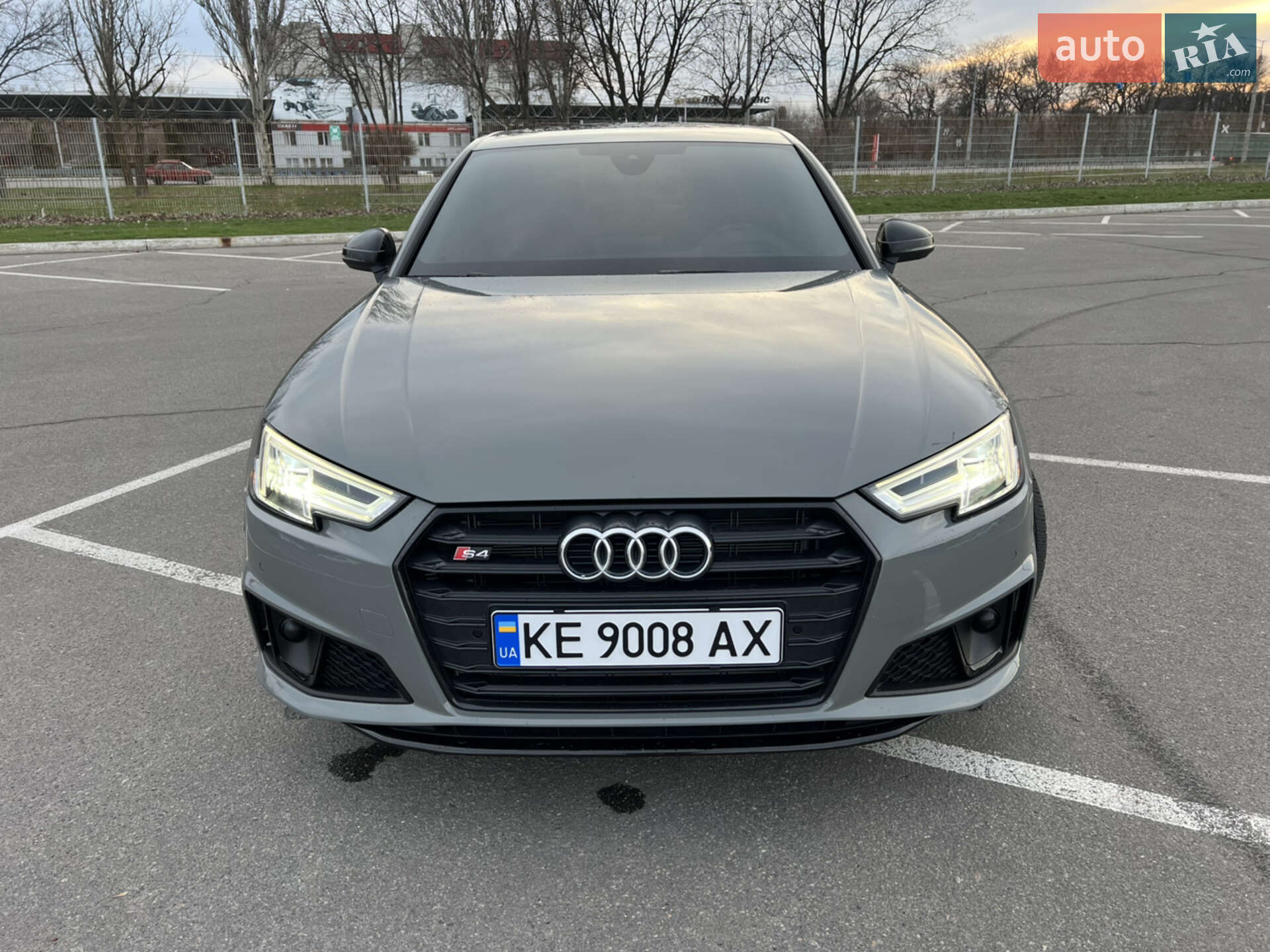 AUDI S4 2018