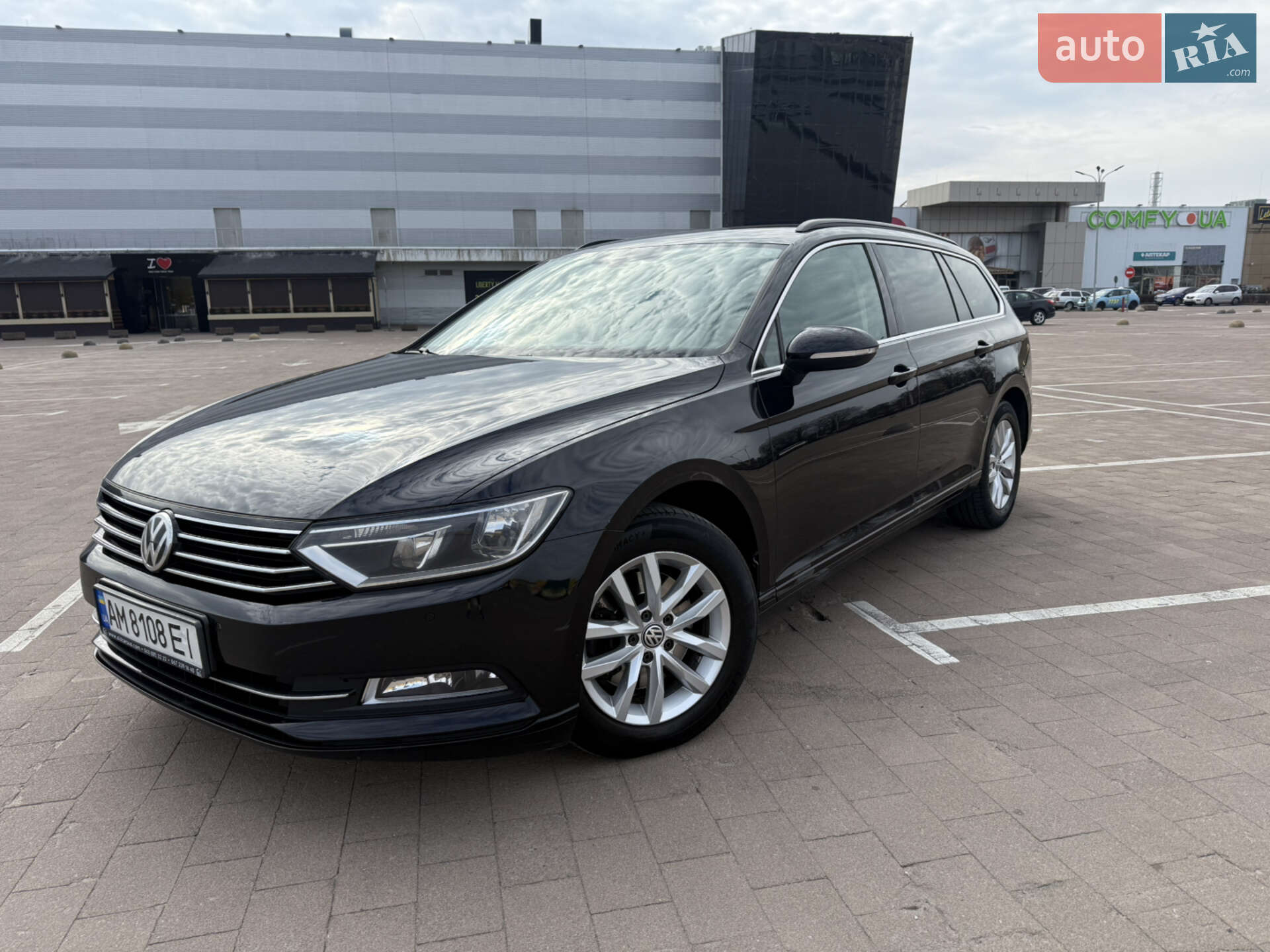 VOLKSWAGEN PASSAT 2016