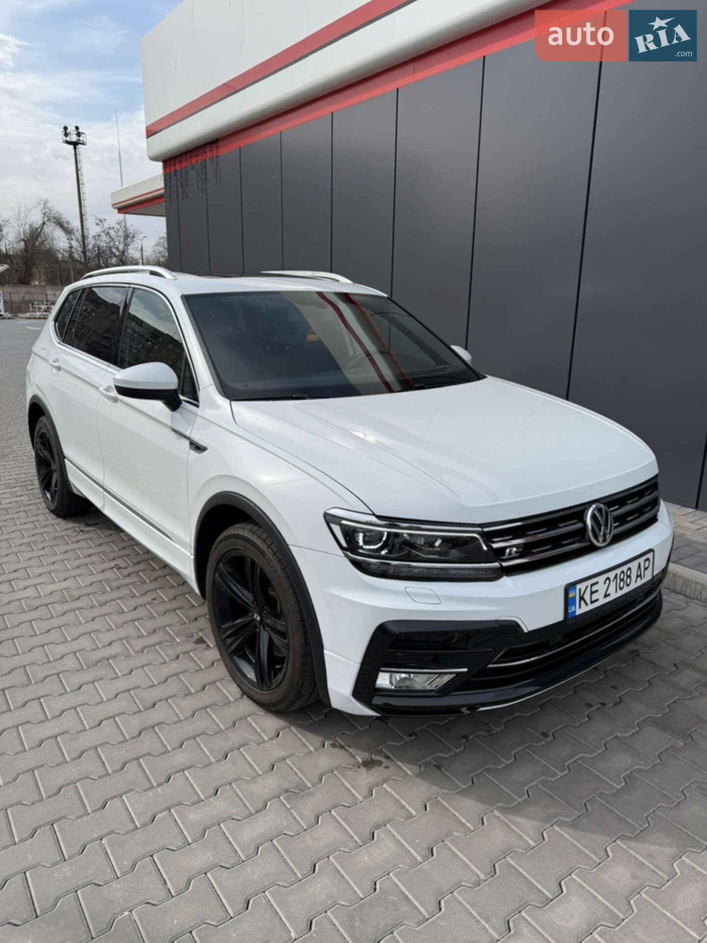 VOLKSWAGEN TIGUAN 2018