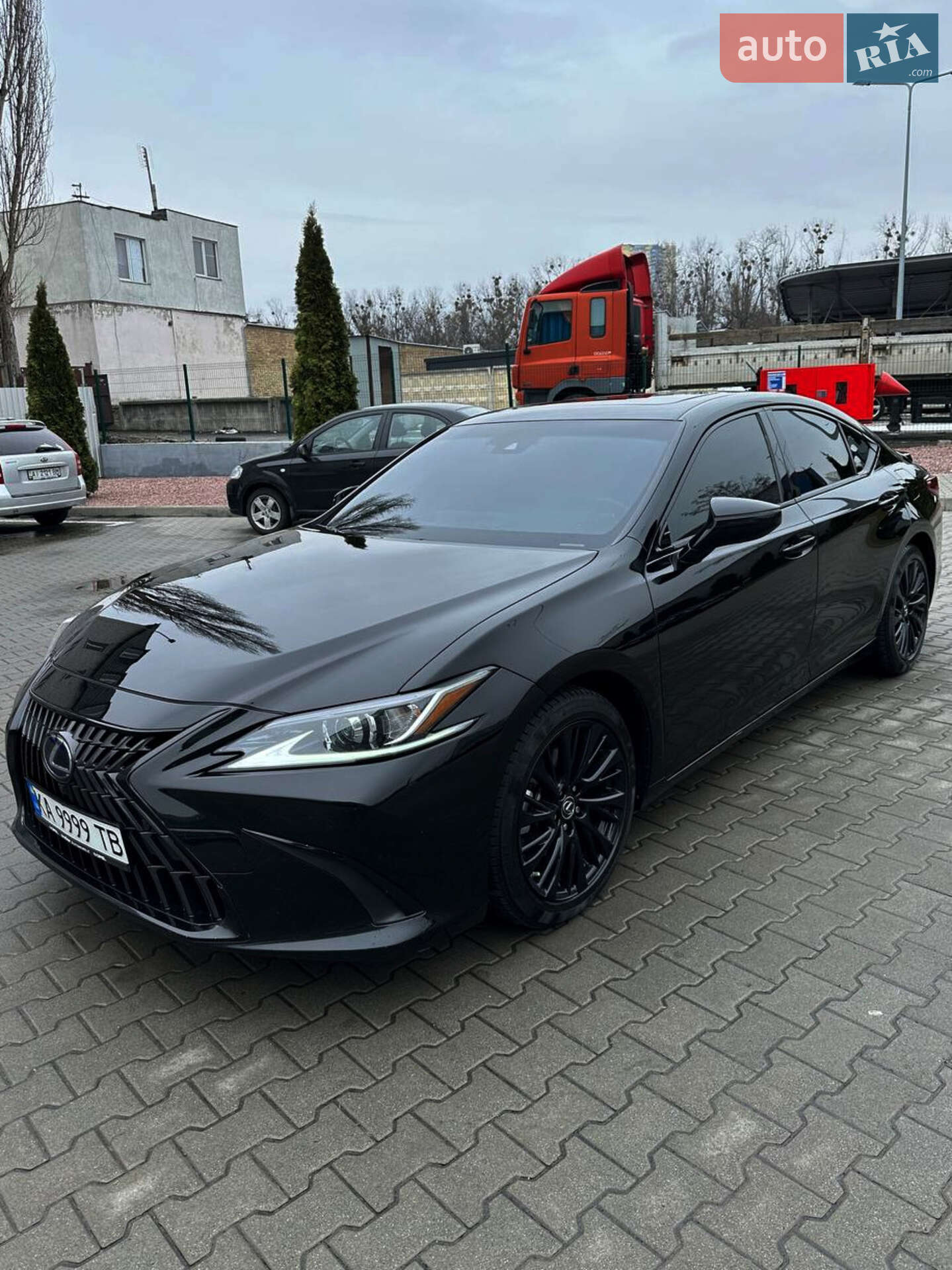 LEXUS ES 300H 2019