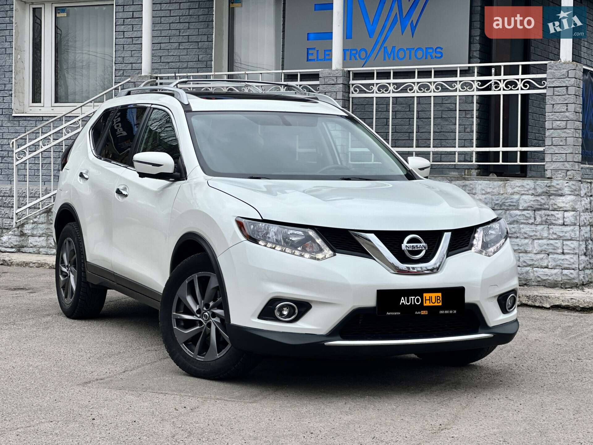 NISSAN ROGUE 2016
