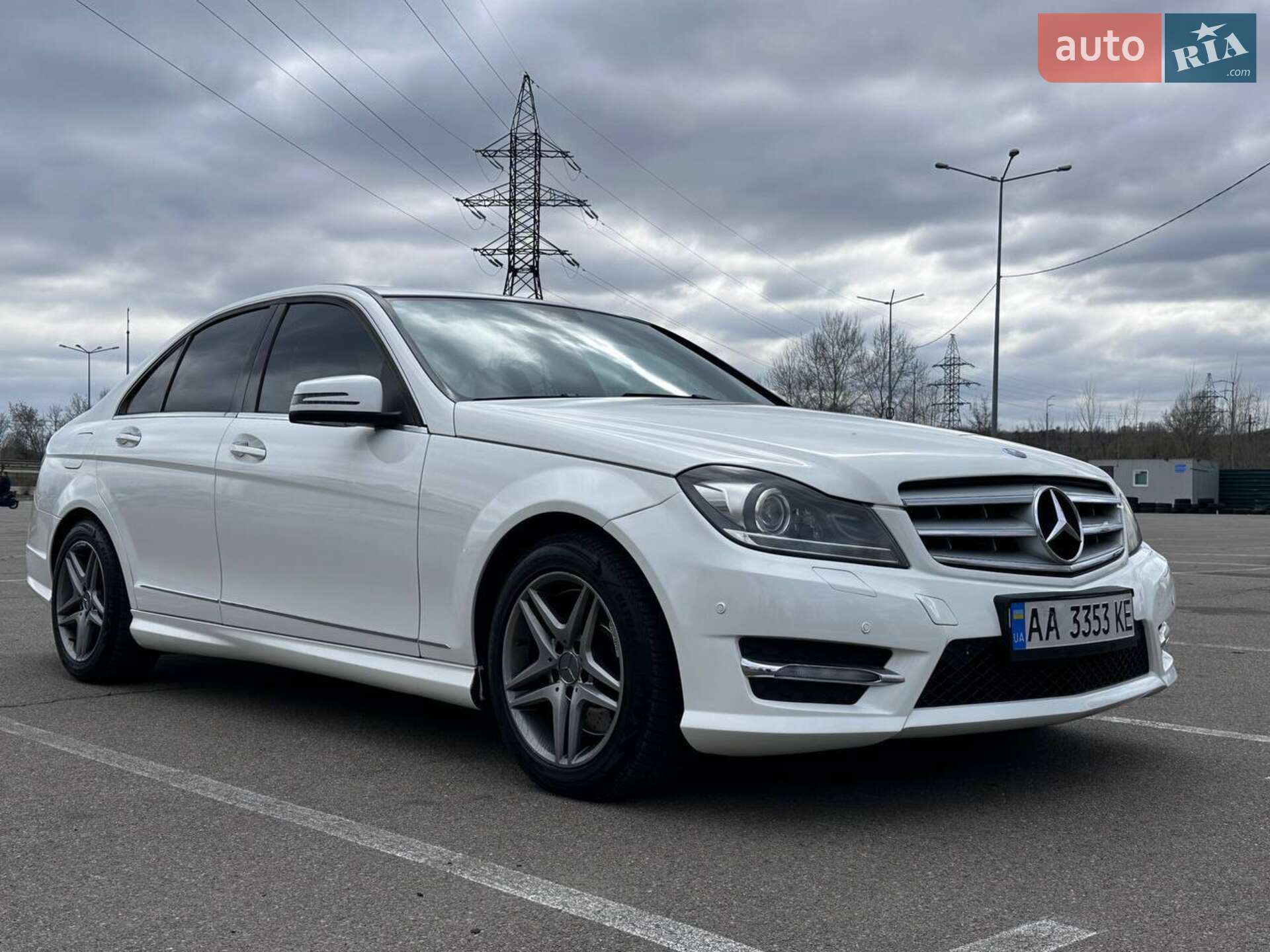 MERCEDES-BENZ C 350 2013