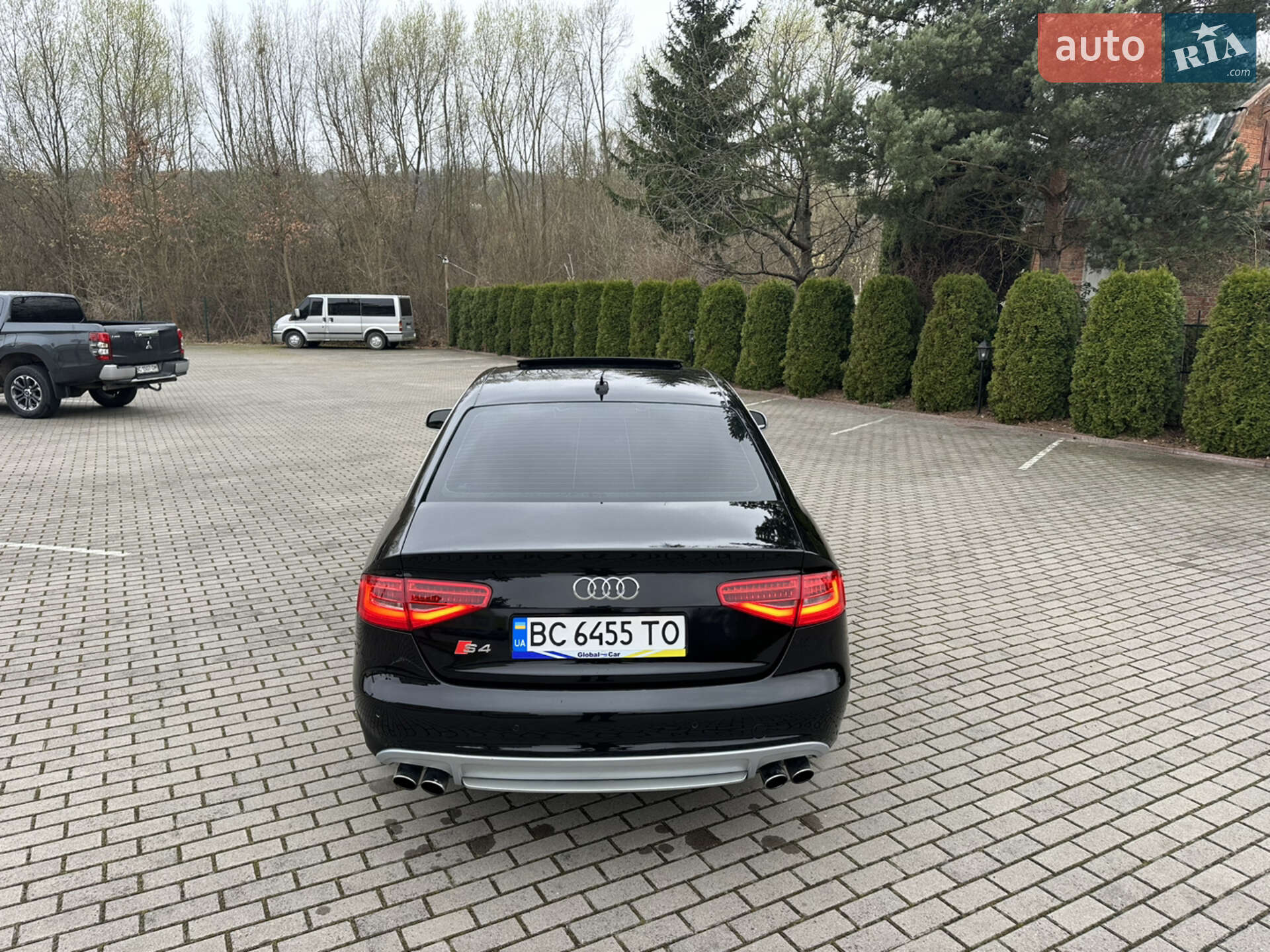 AUDI S4 2012