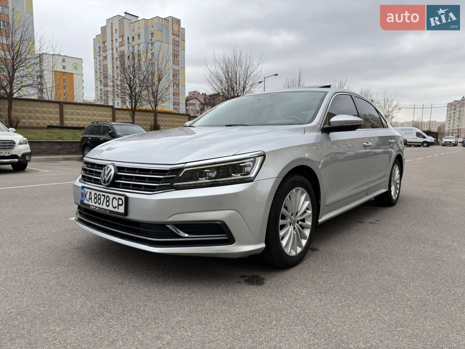 VOLKSWAGEN PASSAT 2016