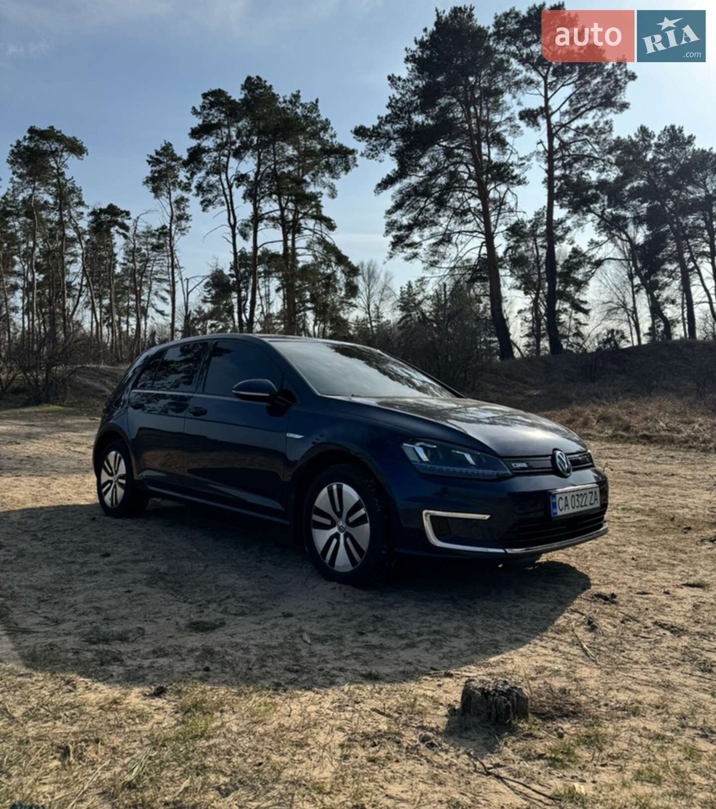 VOLKSWAGEN E-GOLF 2014