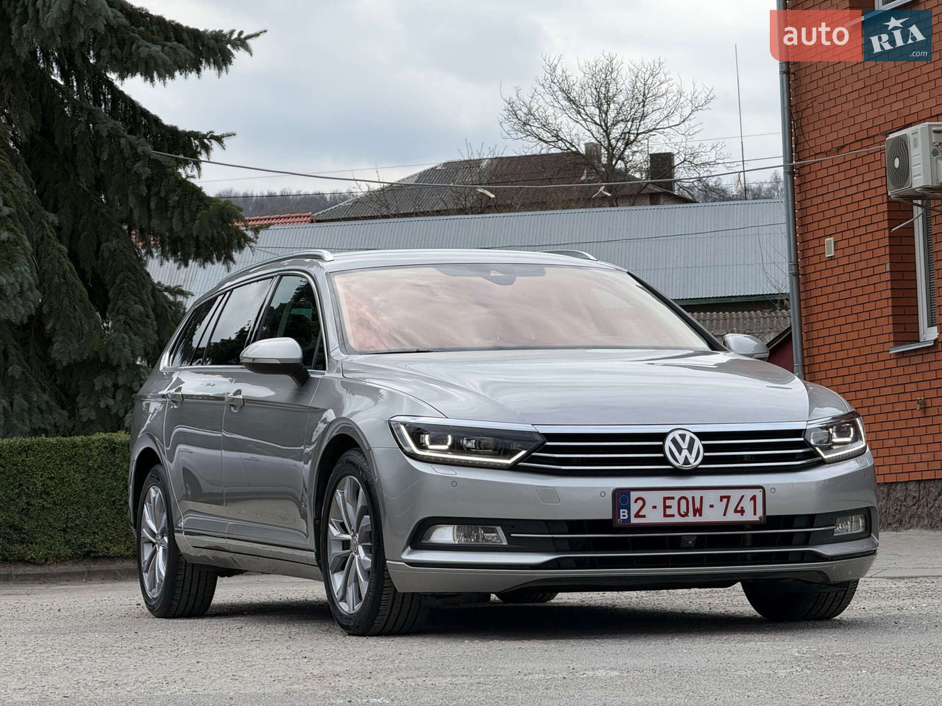 VOLKSWAGEN PASSAT 2015