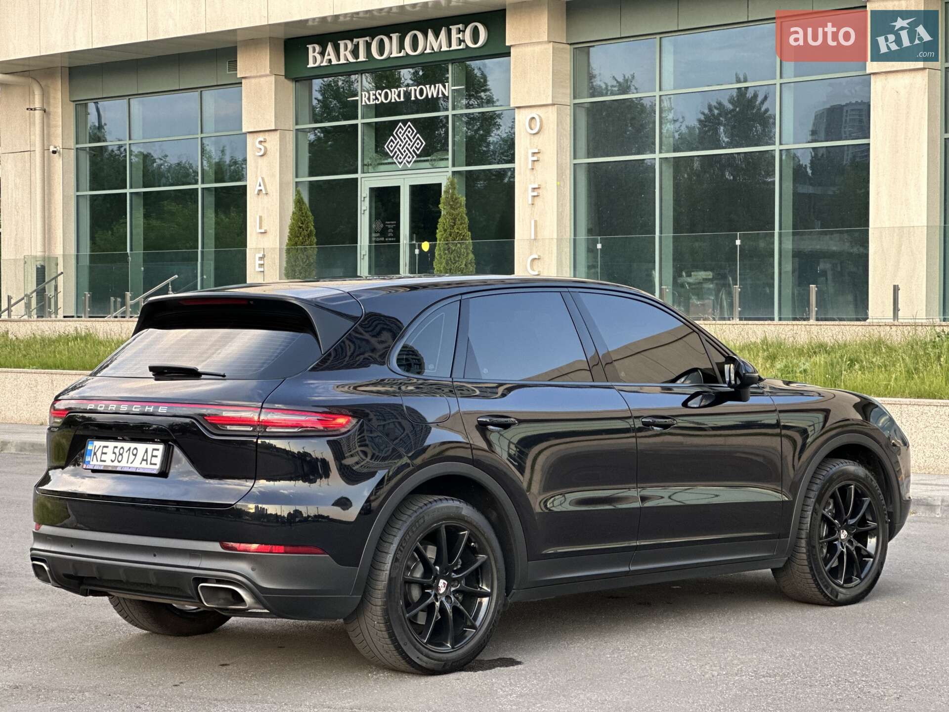 PORSCHE CAYENNE