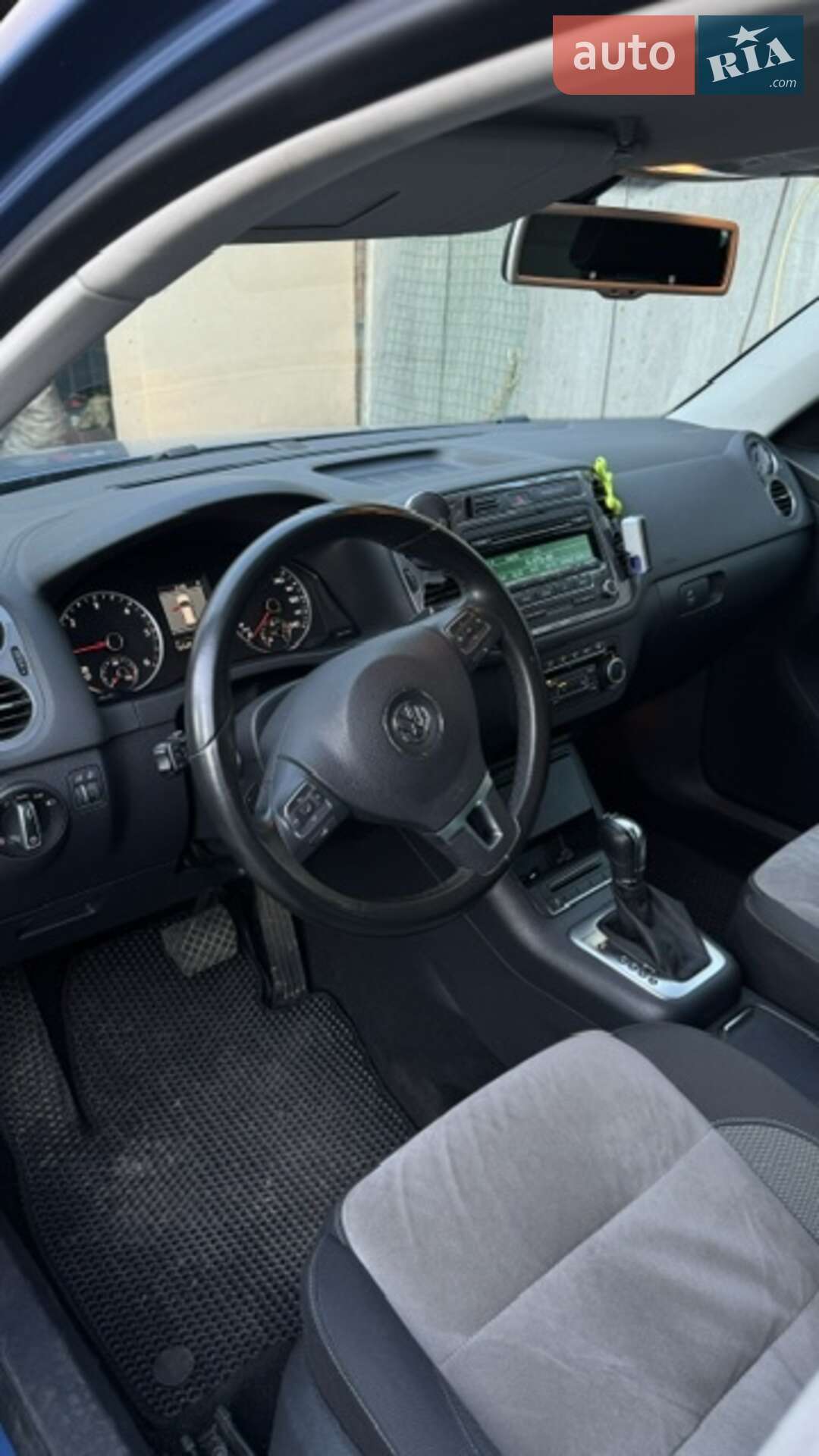 VOLKSWAGEN TIGUAN 2012