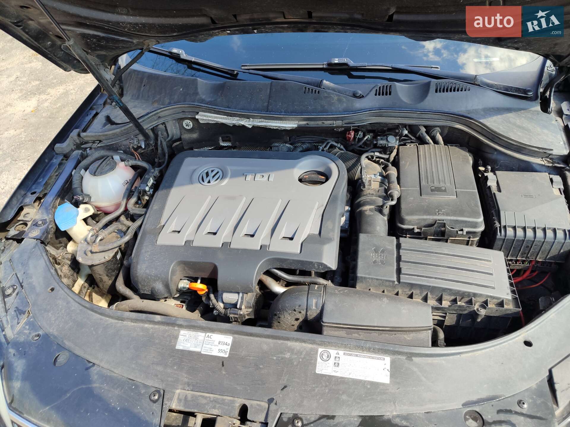 VOLKSWAGEN PASSAT 2012