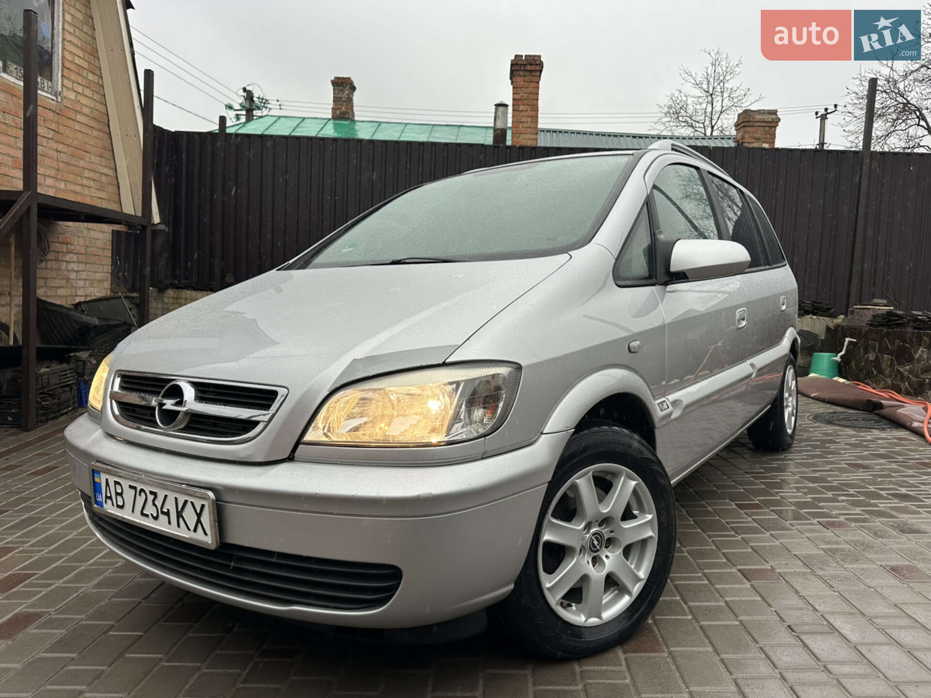 OPEL ZAFIRA