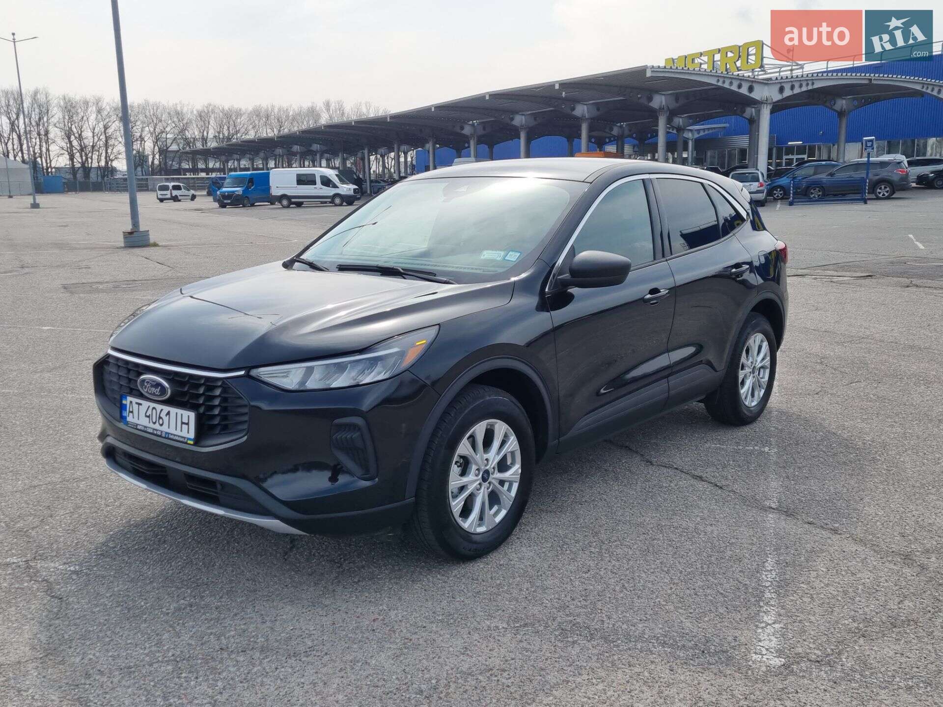 FORD ESCAPE 2024