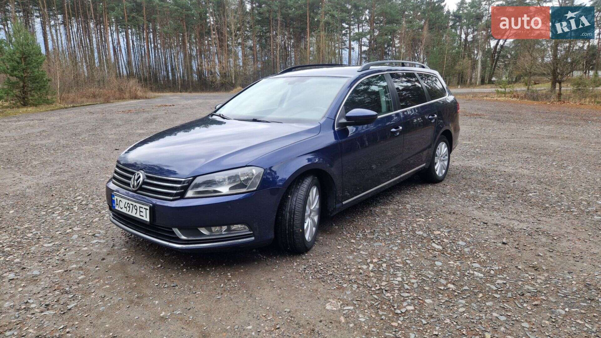 VOLKSWAGEN PASSAT 2011