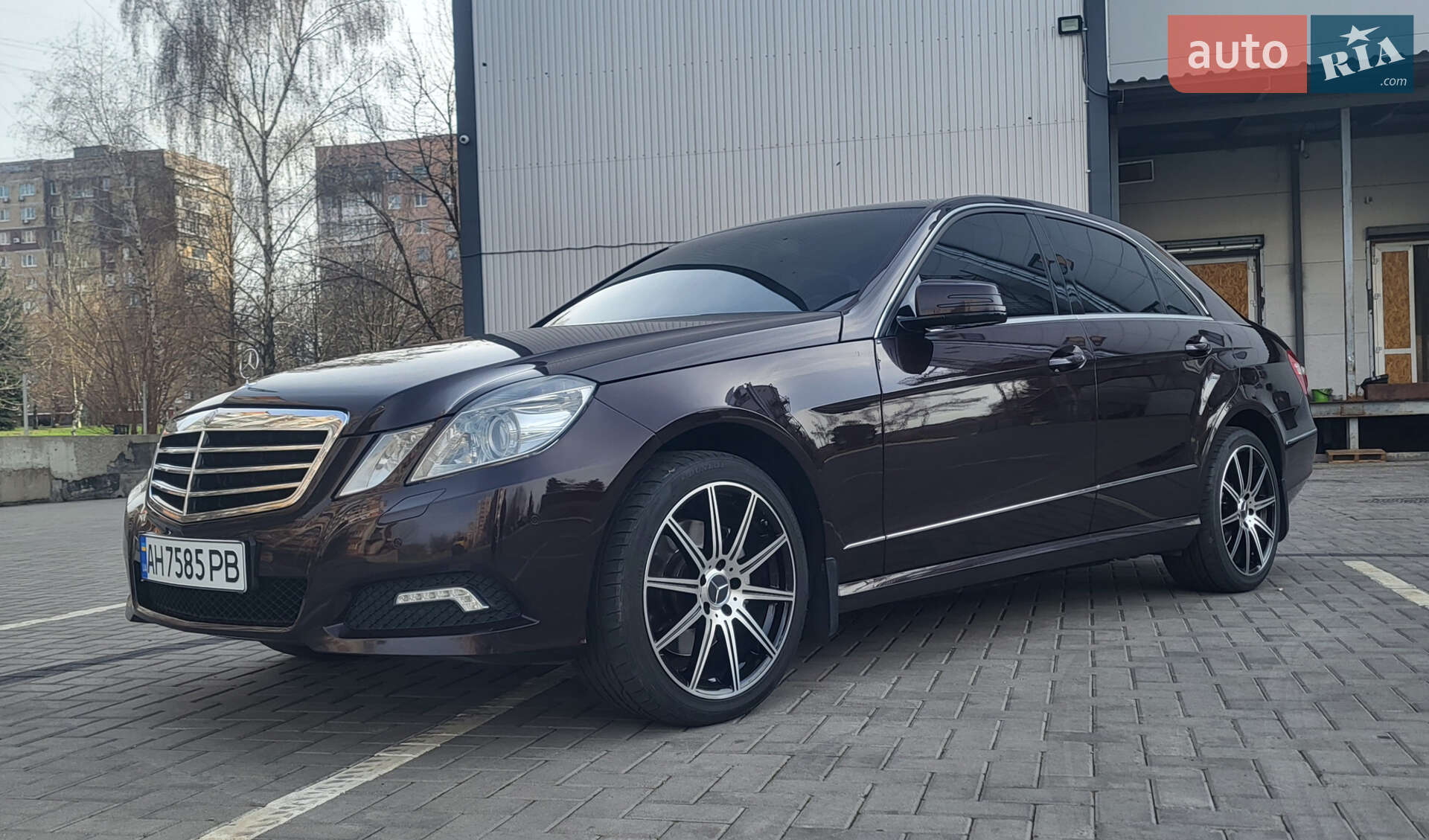 MERCEDES-BENZ E 300 2009