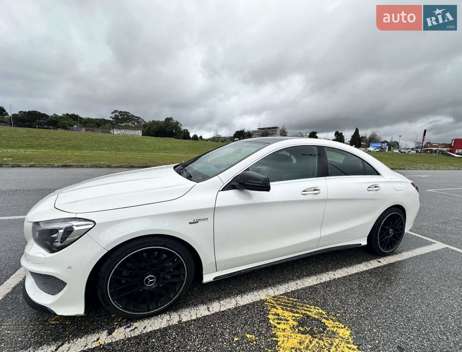 MERCEDES-BENZ CLA 250 2017