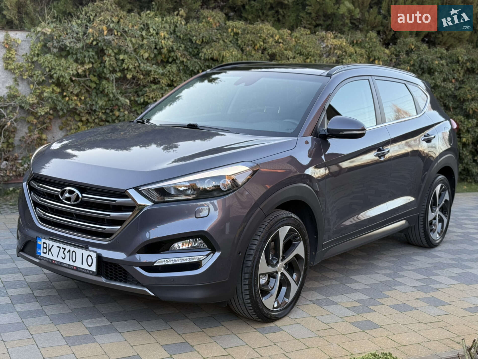 Головне фото звіту автомобіля HYUNDAI TUCSON 2015