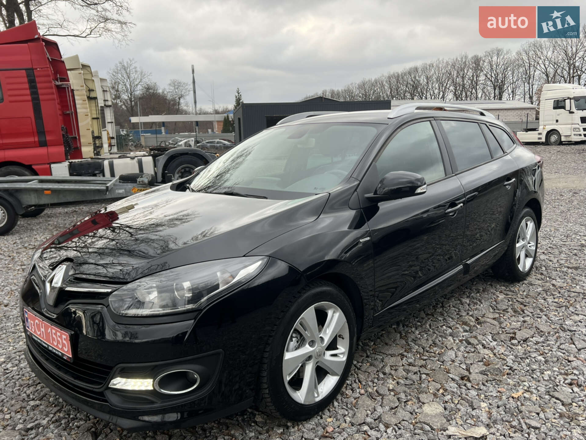 Головне фото звіту автомобіля RENAULT MEGANE 2015