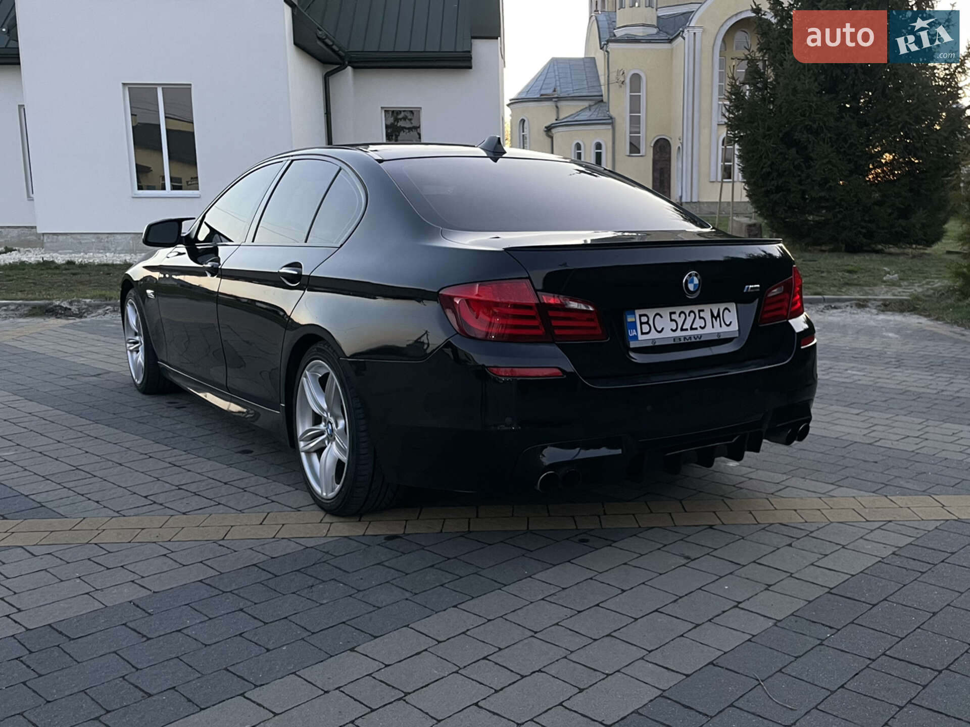 BMW 535I XDRIVE 2010