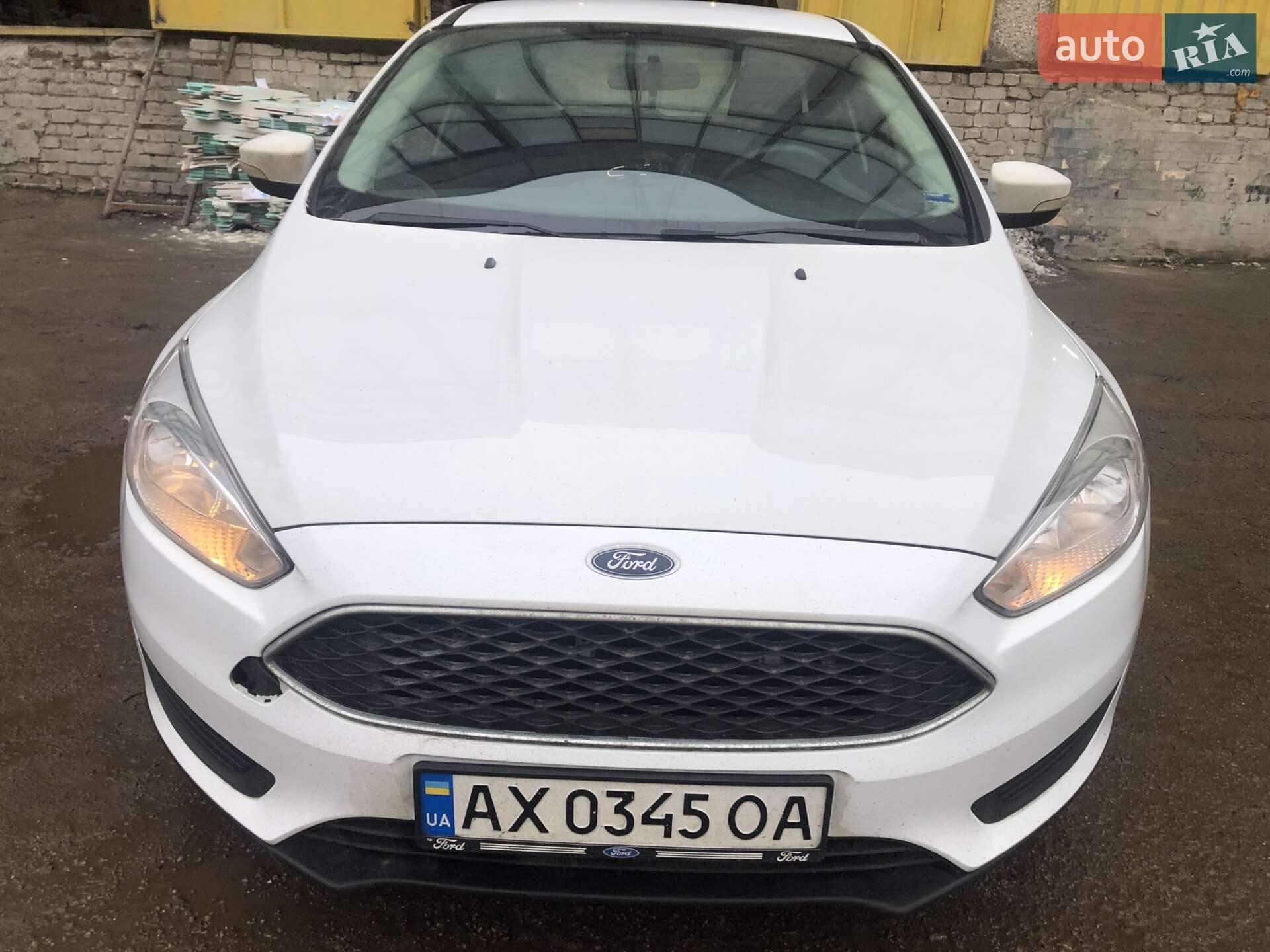 Головне фото звіту автомобіля FORD FOCUS 2015