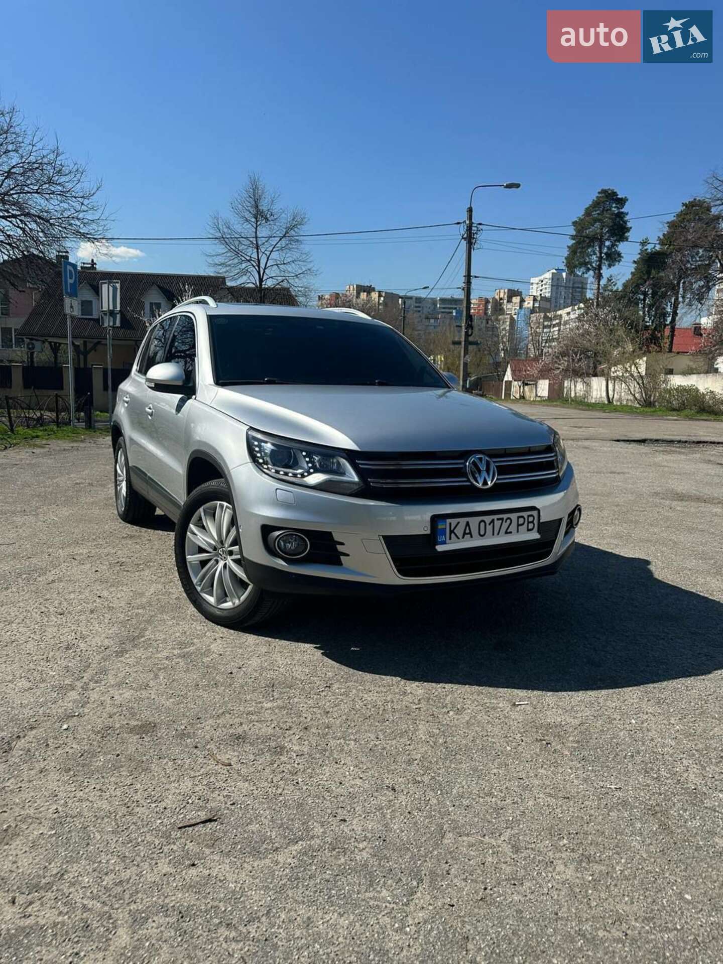 VOLKSWAGEN TIGUAN 2016