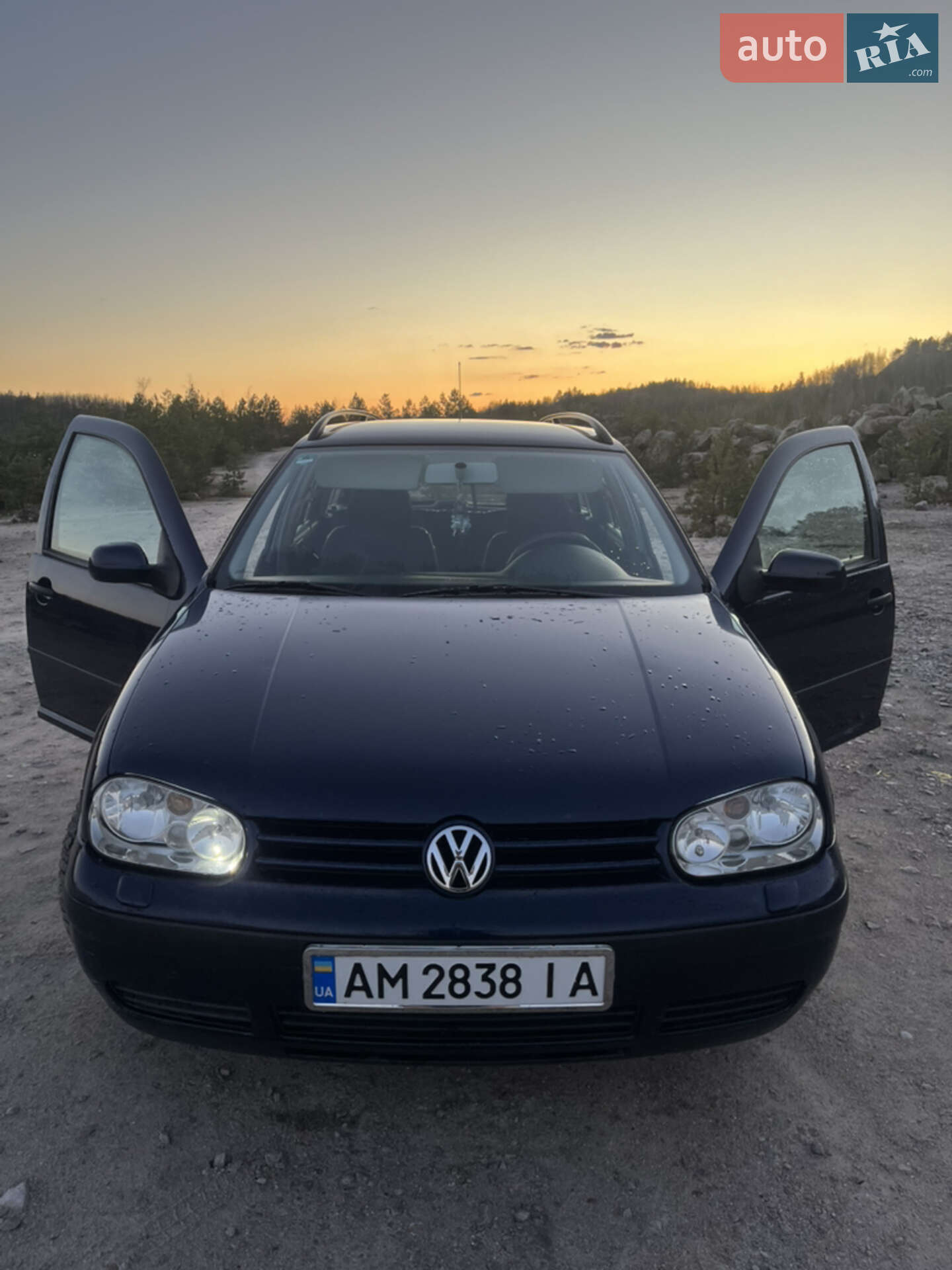 VOLKSWAGEN GOLF 2000