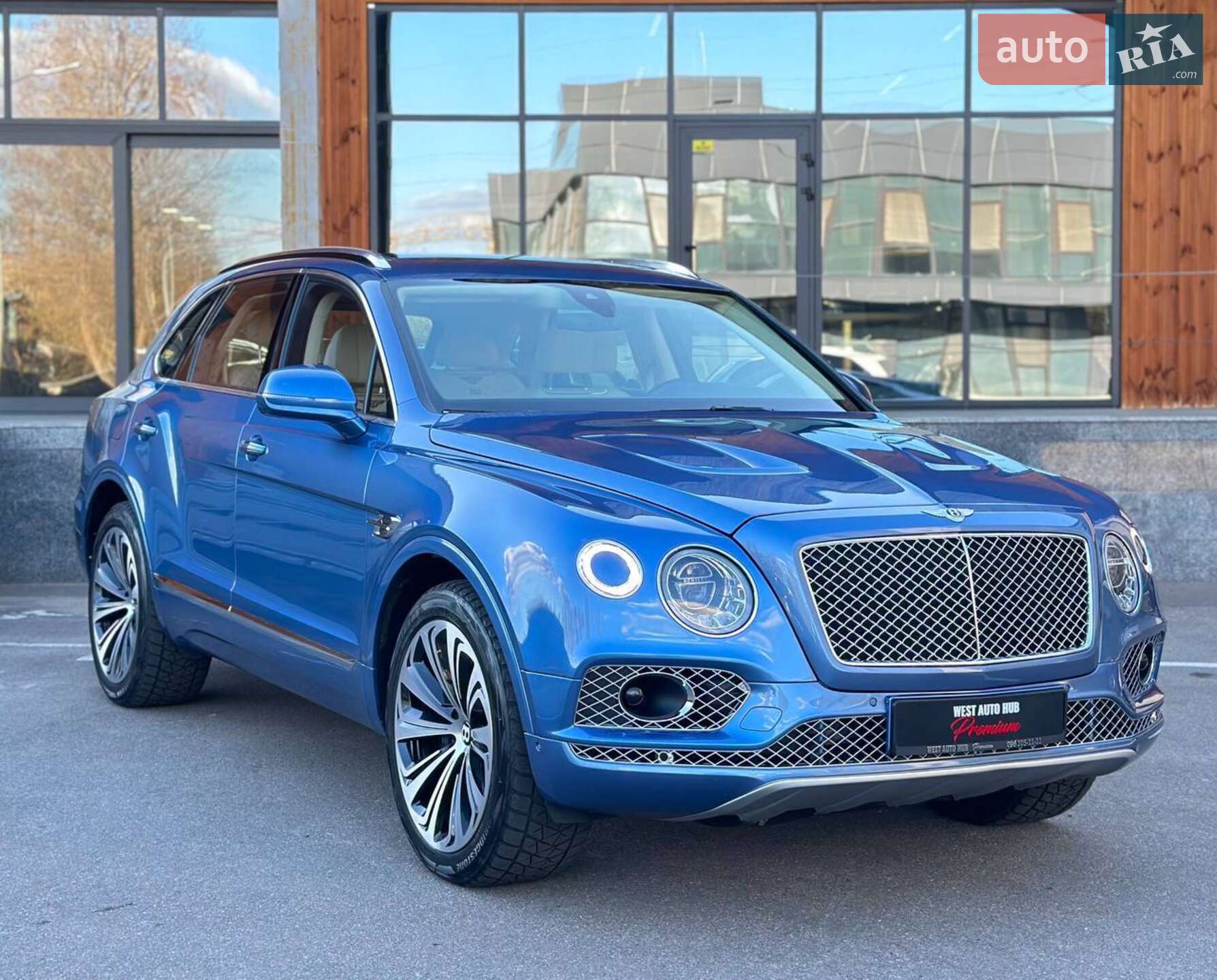 BENTLEY BENTAYGA 2016