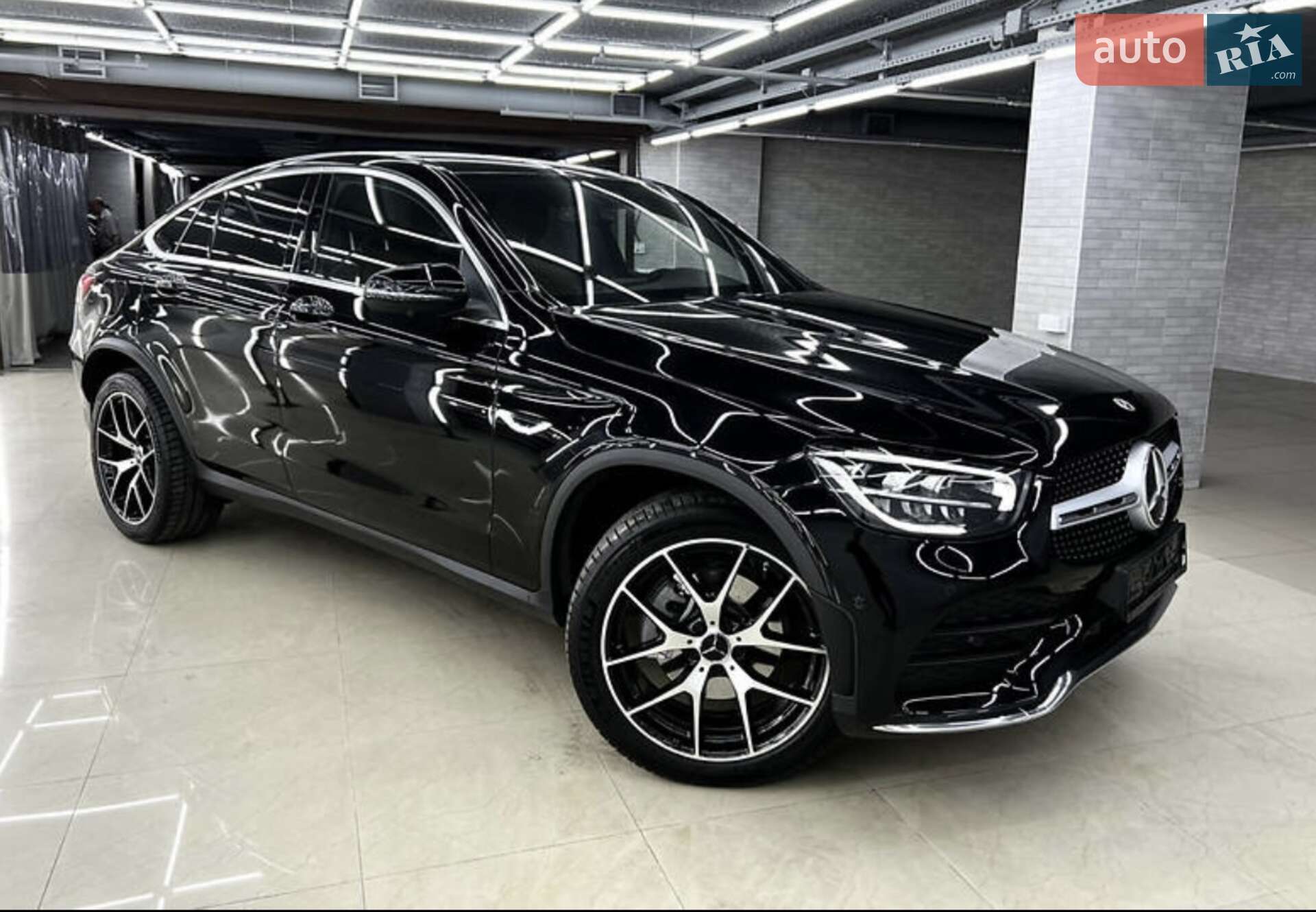 MERCEDES-BENZ GLC 220D 2021