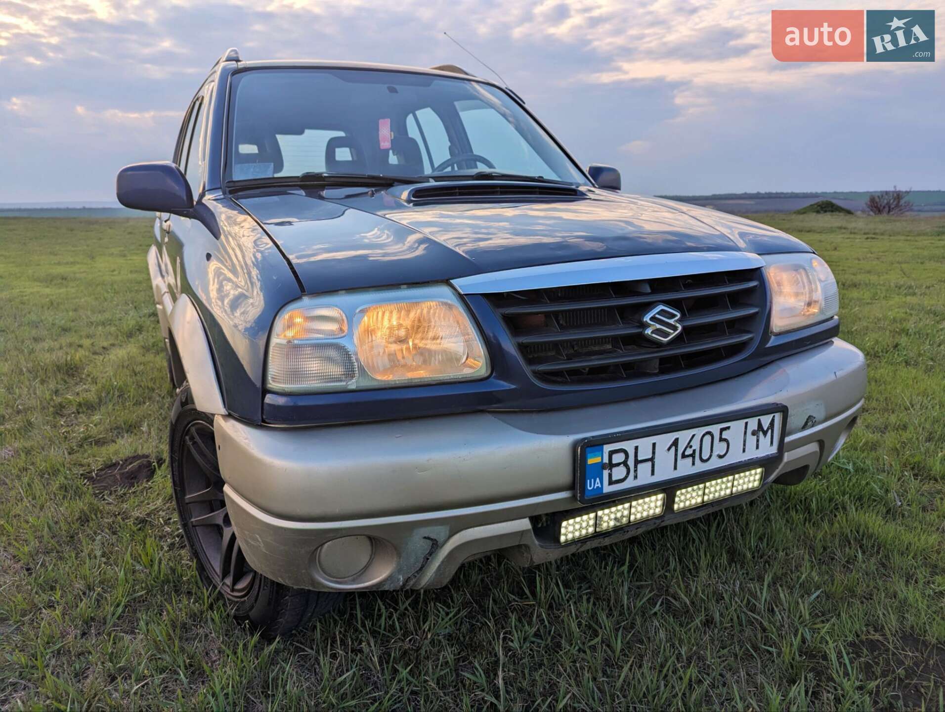 SUZUKI GRAND VITARA 2001