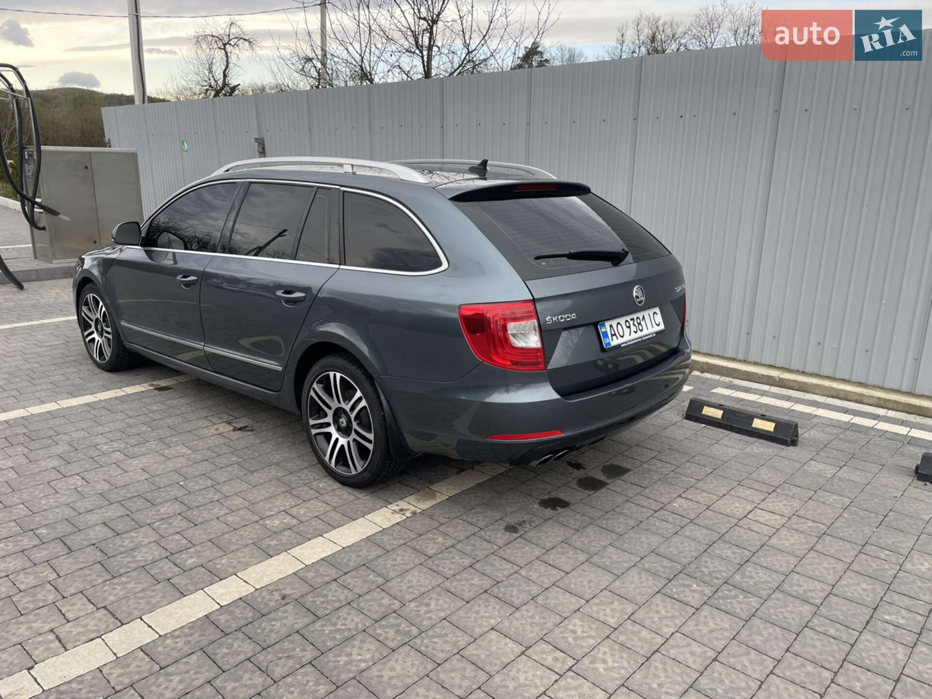 SKODA SUPERB 2014