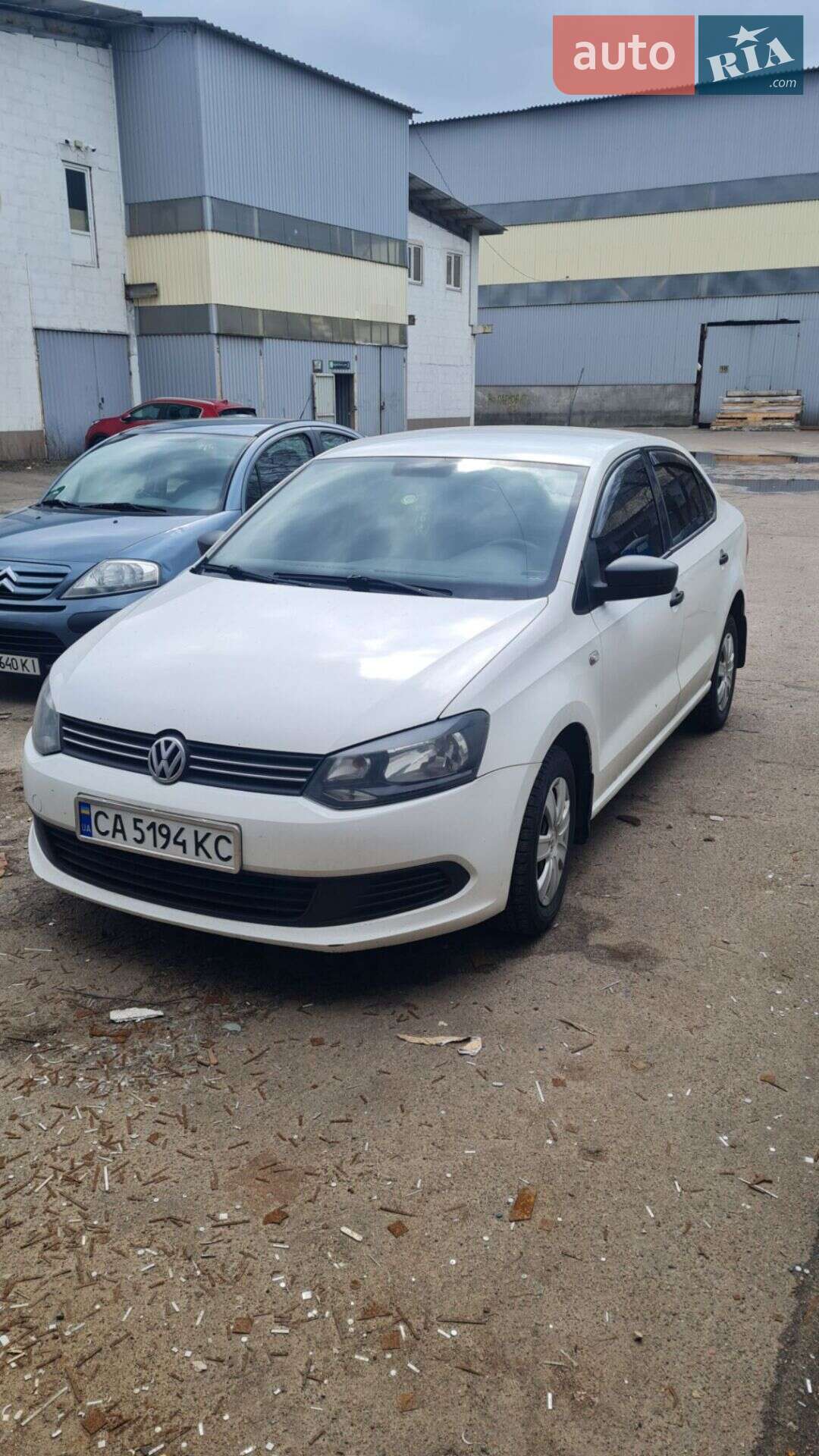 VOLKSWAGEN POLO 2012