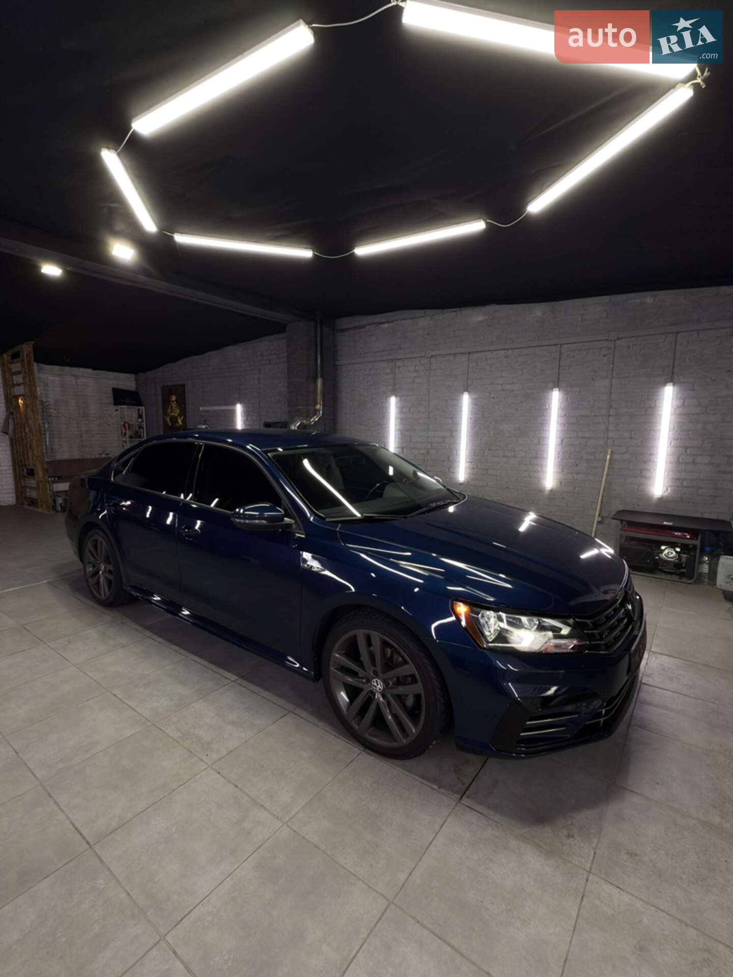 VOLKSWAGEN PASSAT 2018