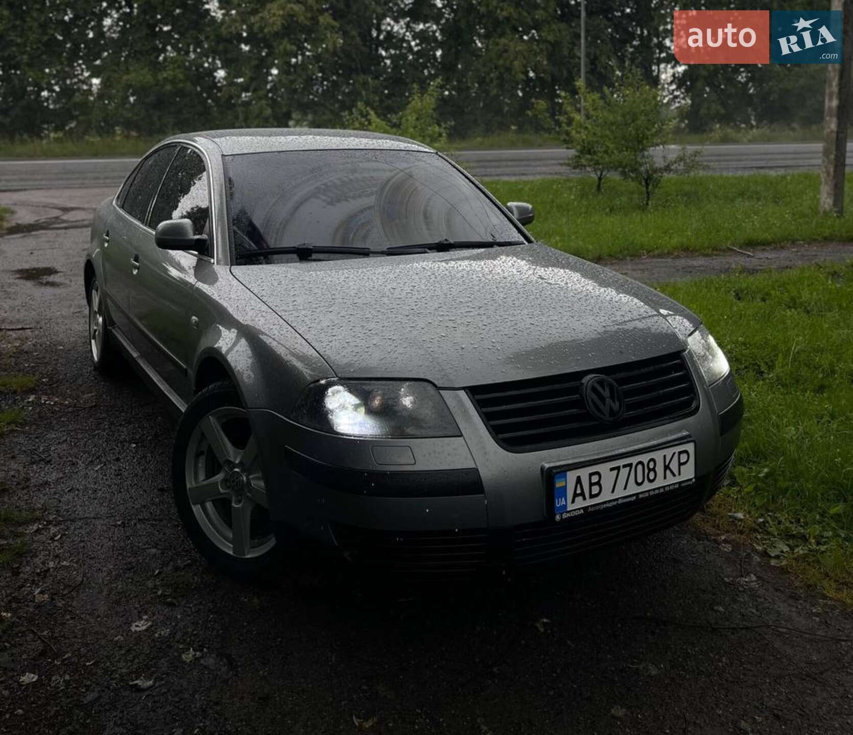 VOLKSWAGEN PASSAT 2003