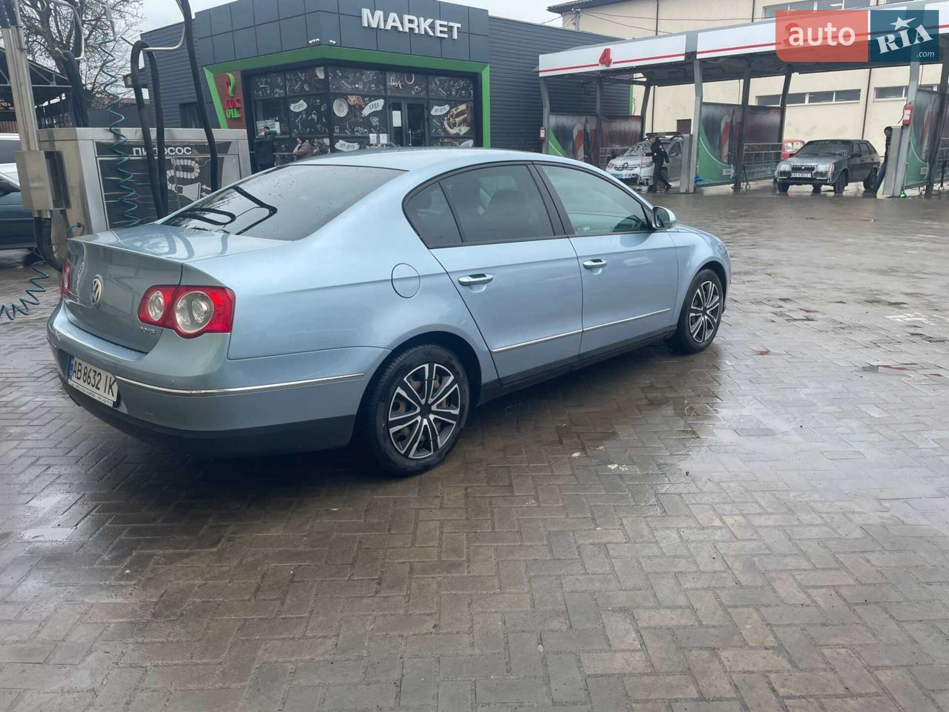 VOLKSWAGEN PASSAT 2005