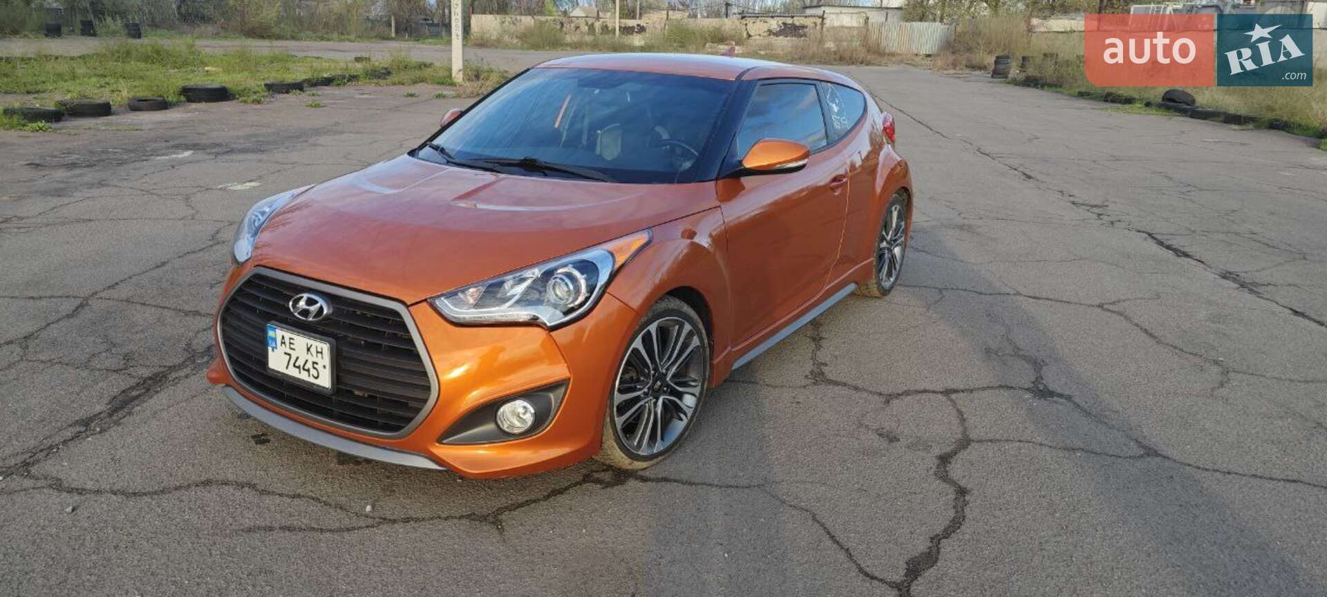 HYUNDAI VELOSTER 2015