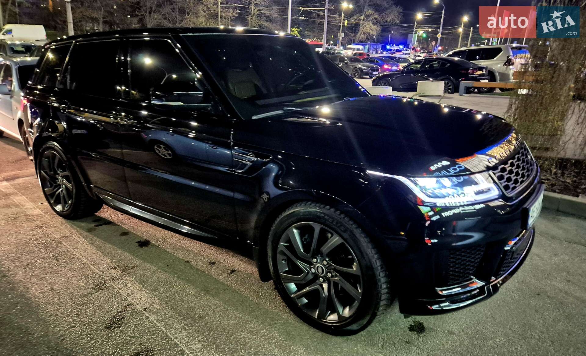 Головне фото звіту автомобіля LAND ROVER RANGE ROVER SPORT 2019