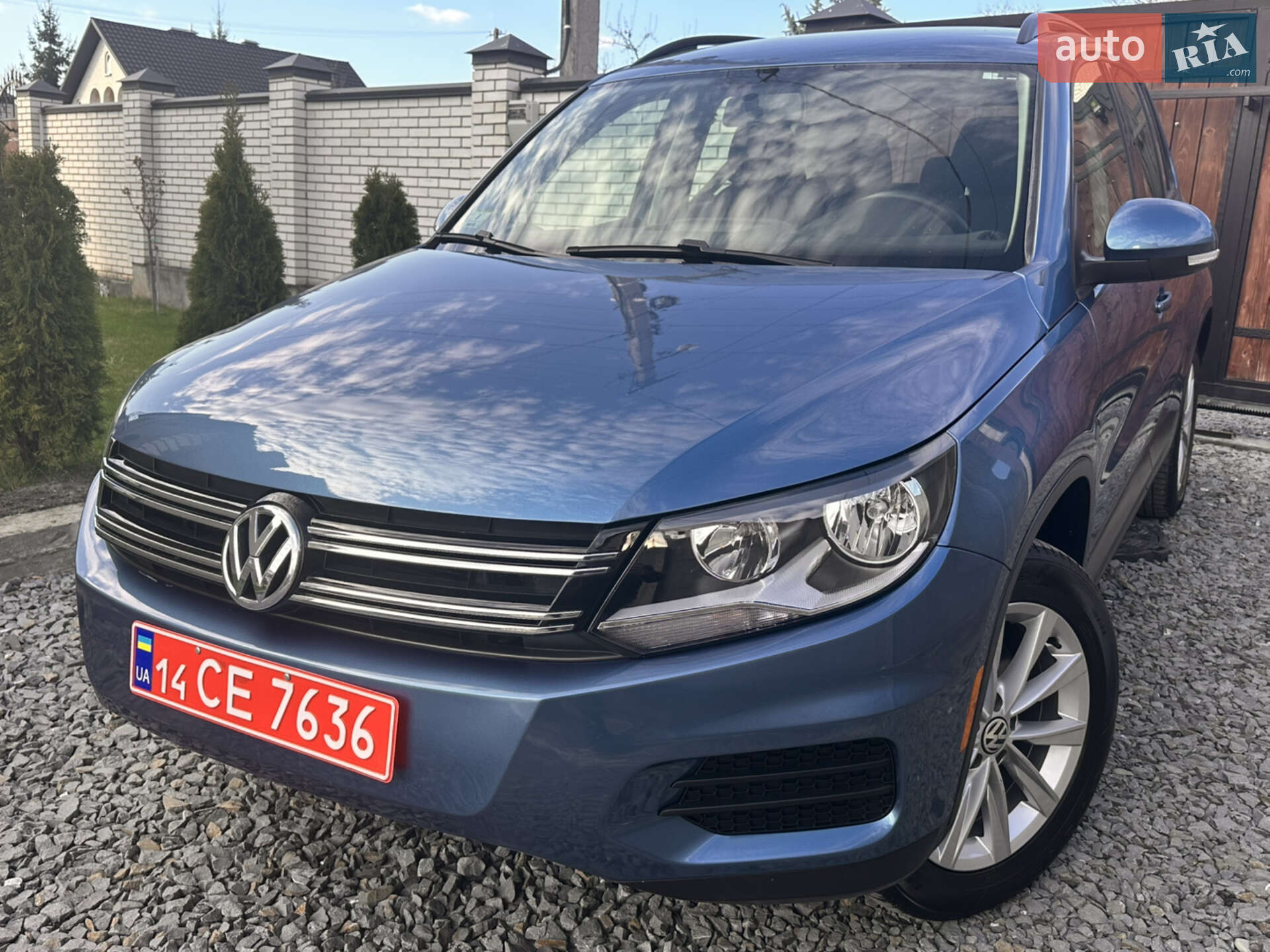VOLKSWAGEN TIGUAN 2017