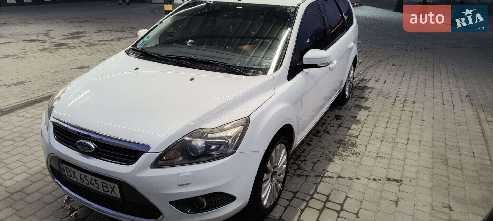 Головне фото звіту автомобіля FORD FOCUS 2009