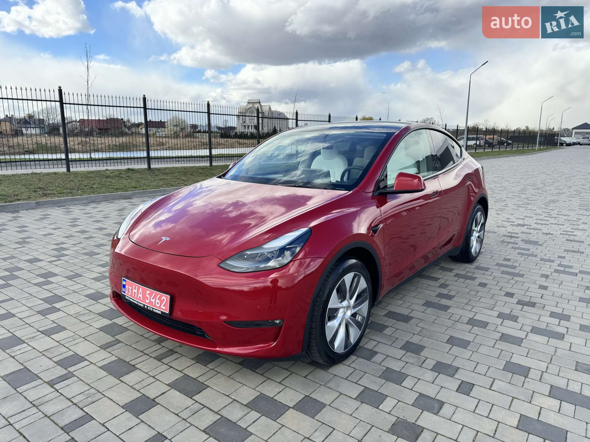TESLA MODEL Y 2021