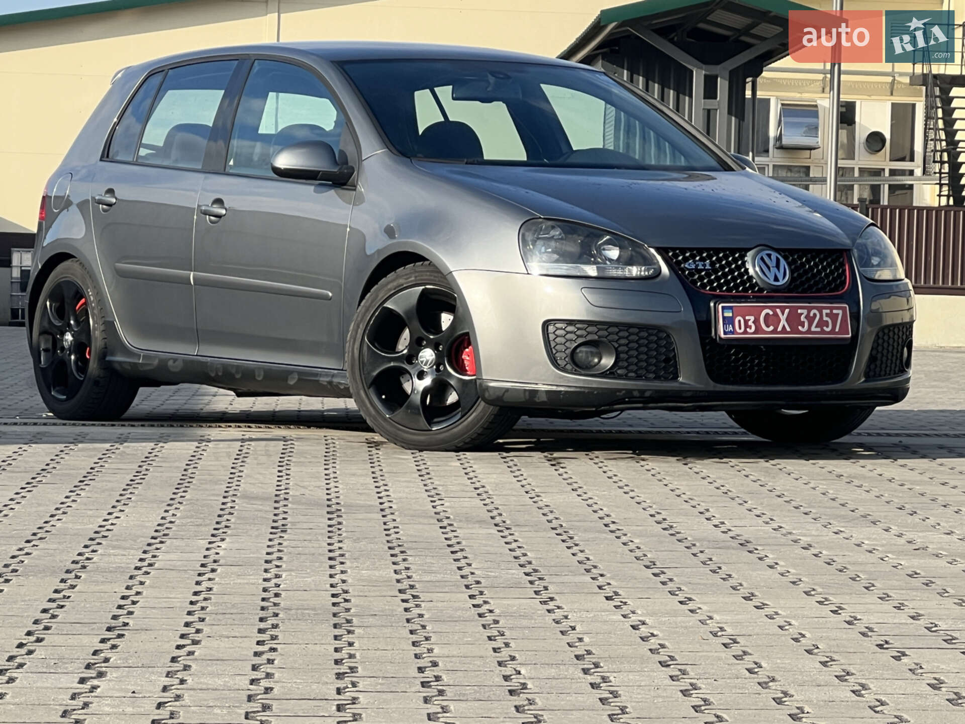 VOLKSWAGEN GOLF 2005