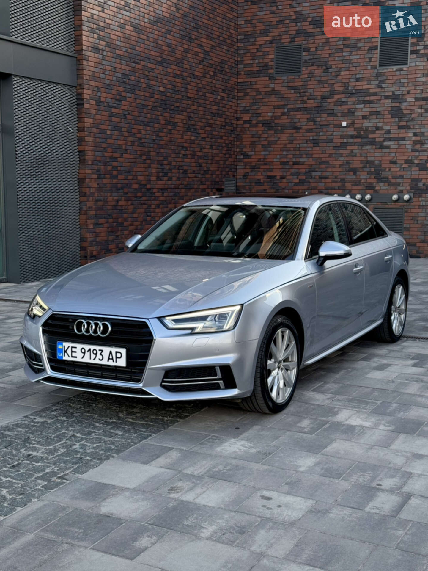 AUDI A4 2018