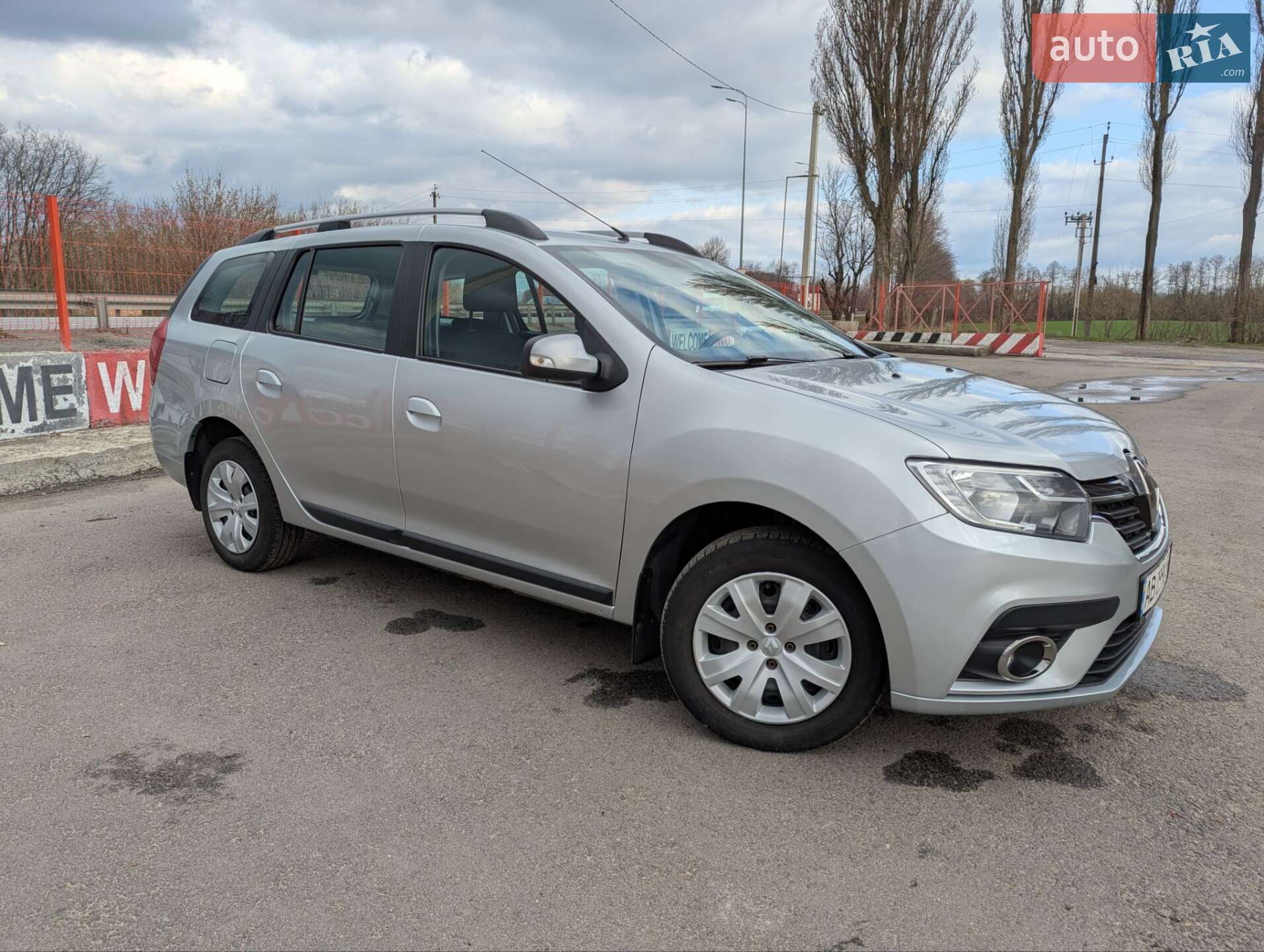 RENAULT LOGAN 2019