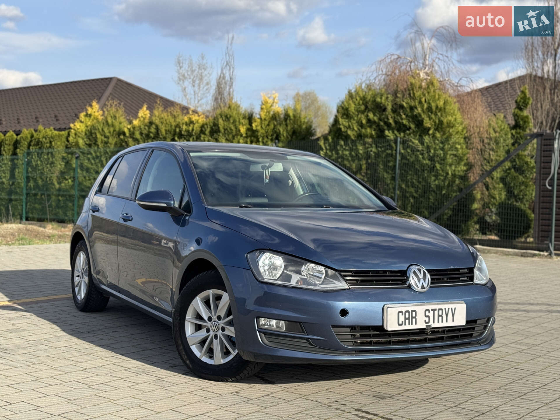 VOLKSWAGEN GOLF 2014